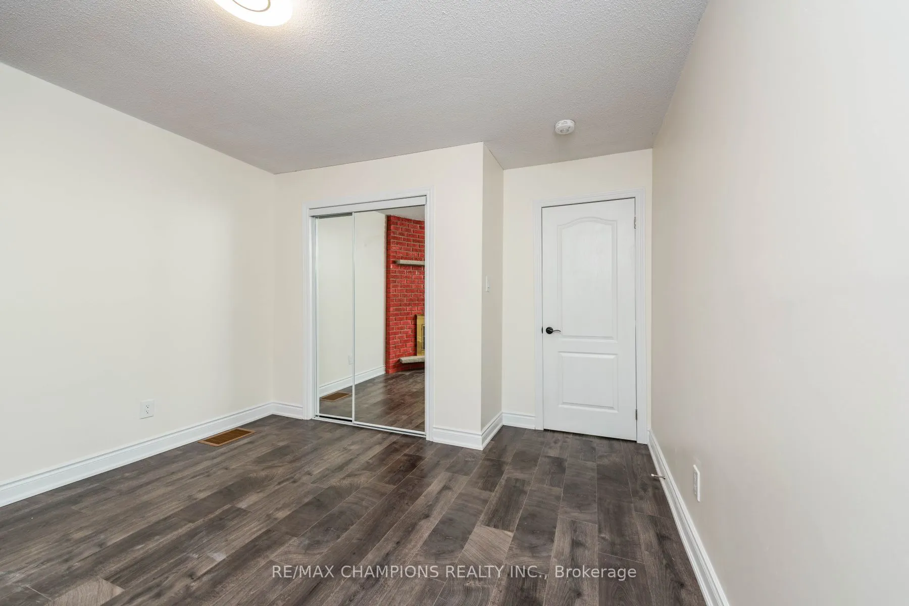 11 Crosswood Lane