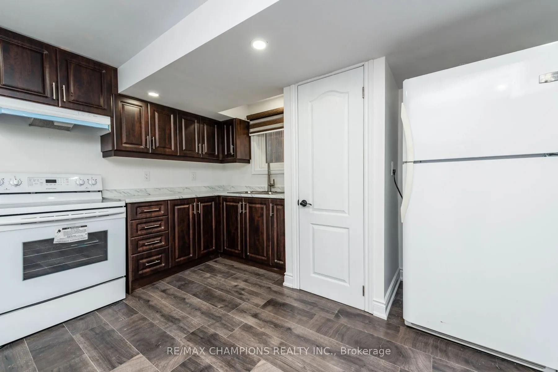 11 Crosswood Lane