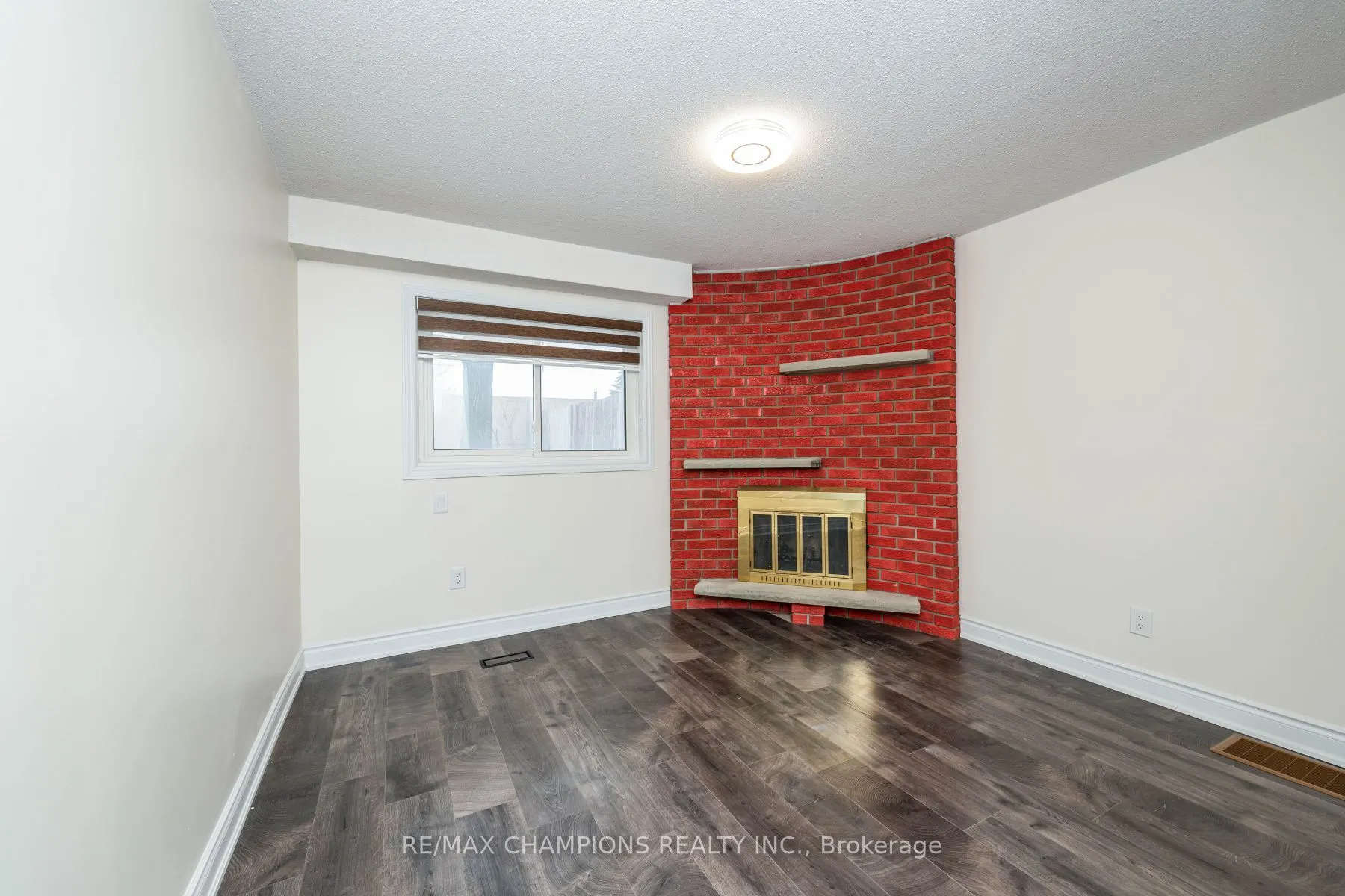 11 Crosswood Lane