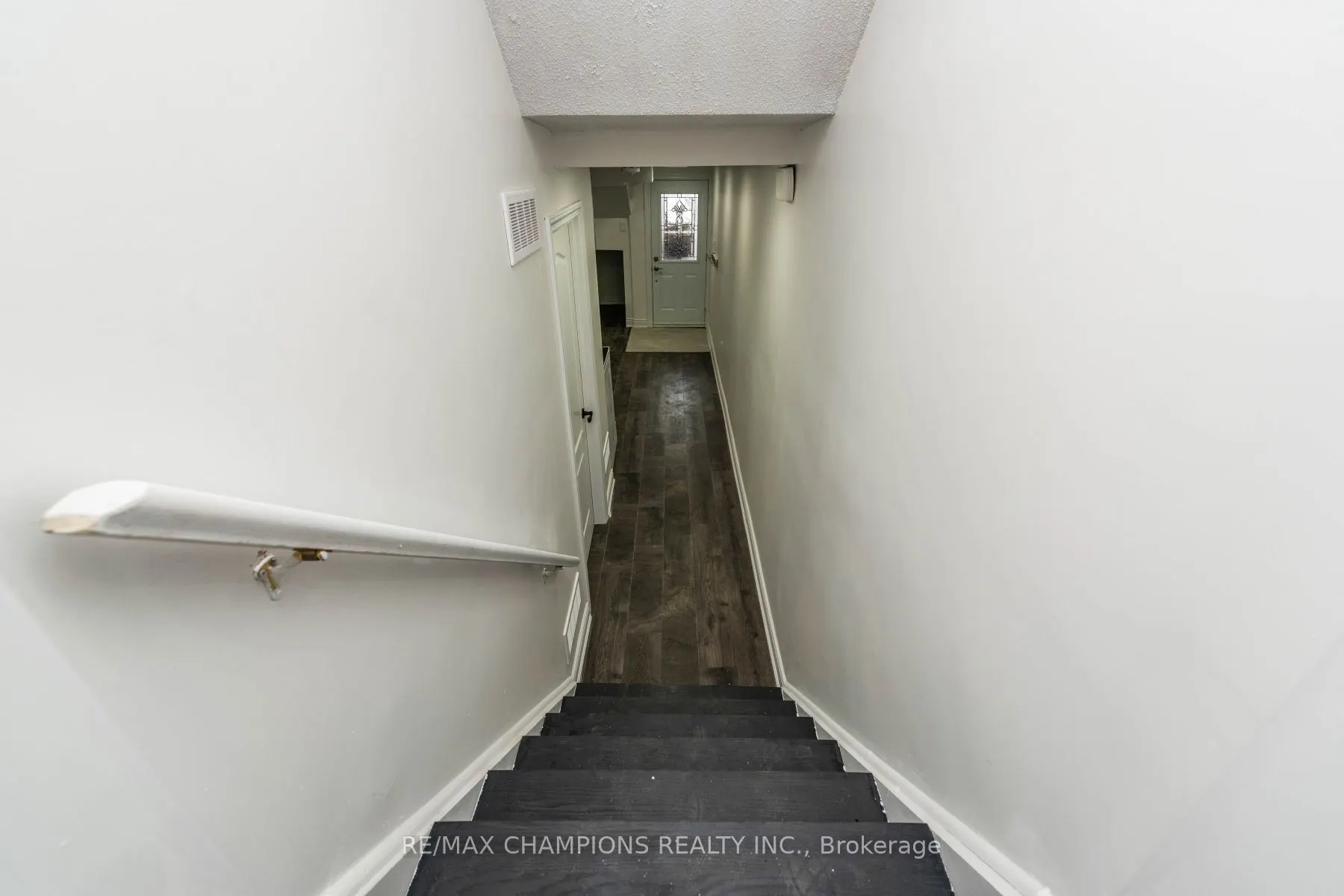 11 Crosswood Lane