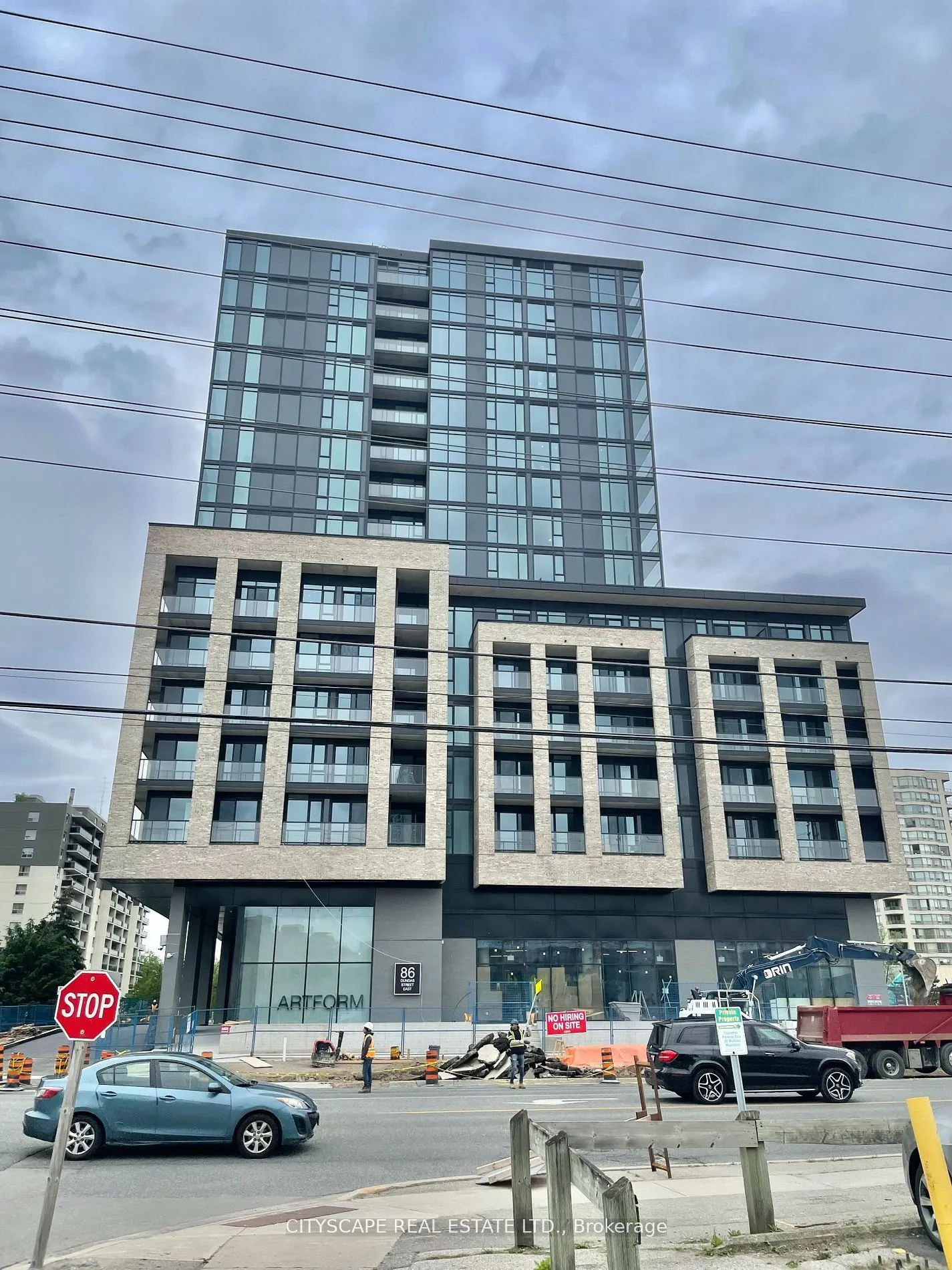 86 Dundas Street, #302