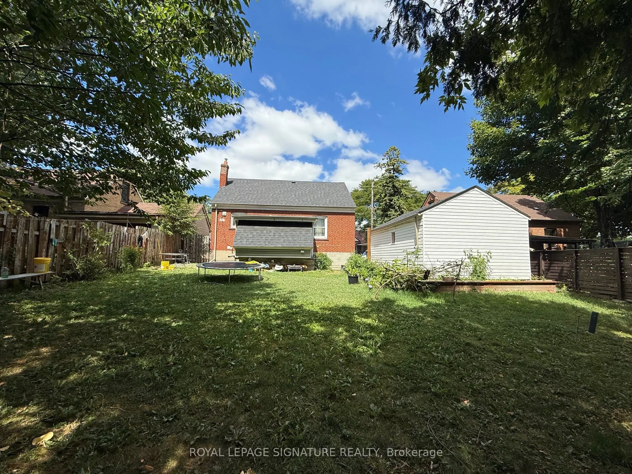 11 Yvonne Avenue