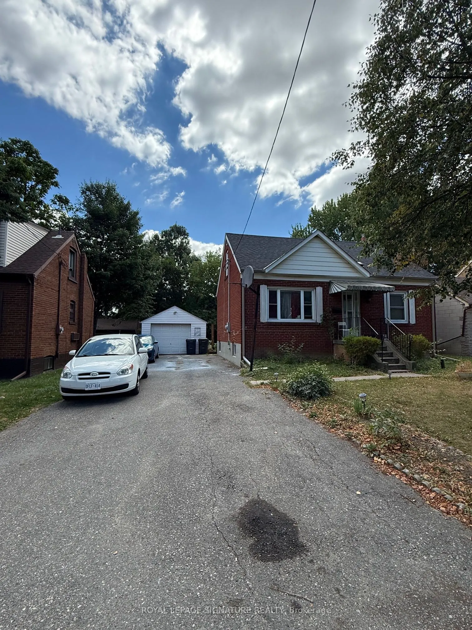 11 Yvonne Avenue