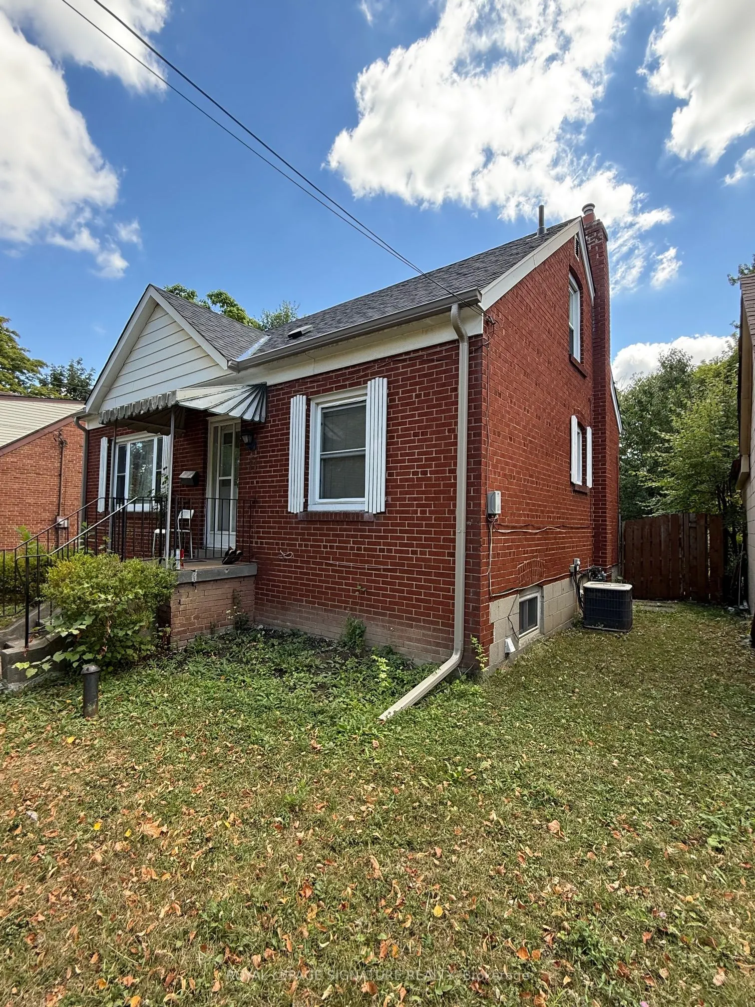 11 Yvonne Avenue