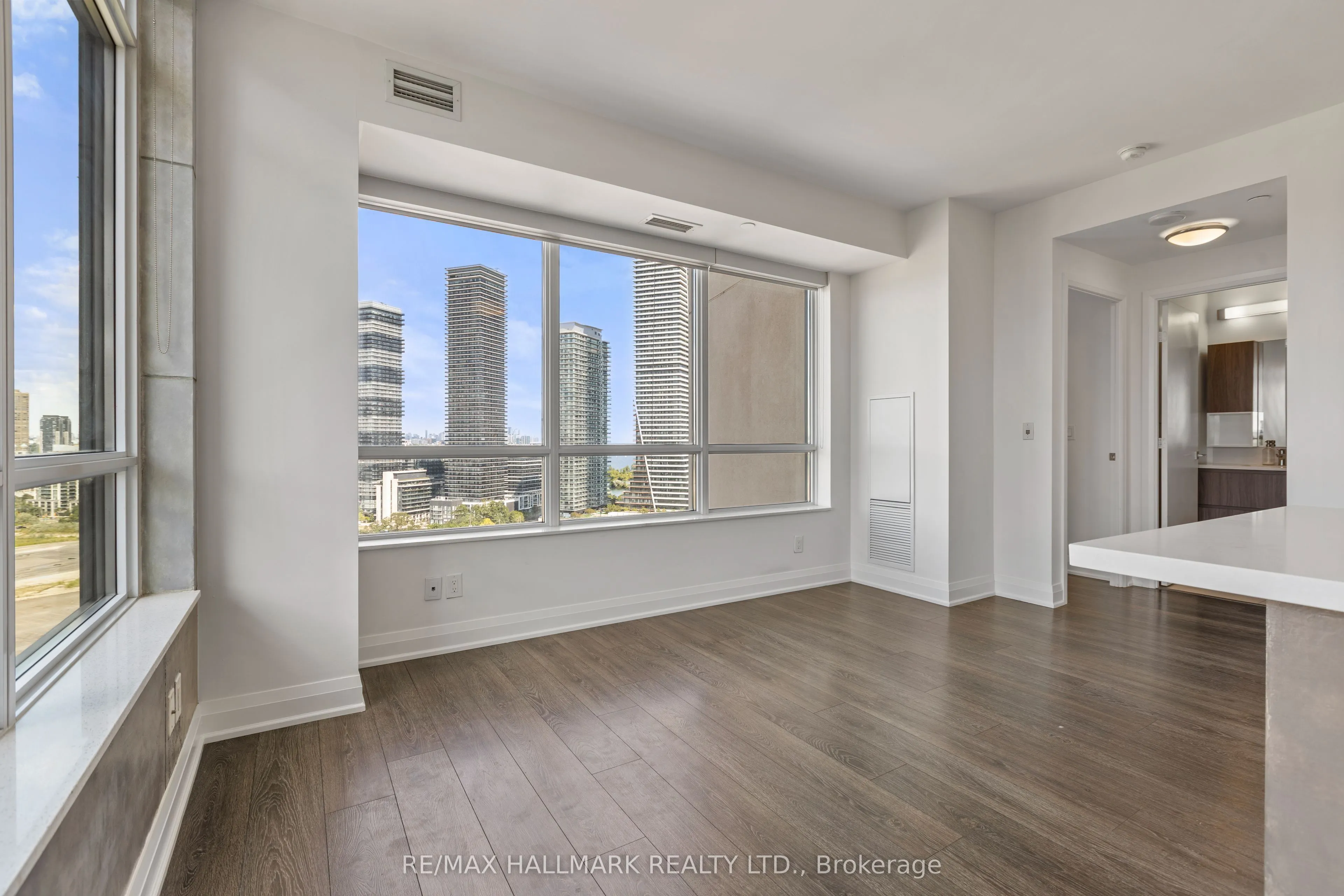 36 Park Lawn Road, #1909