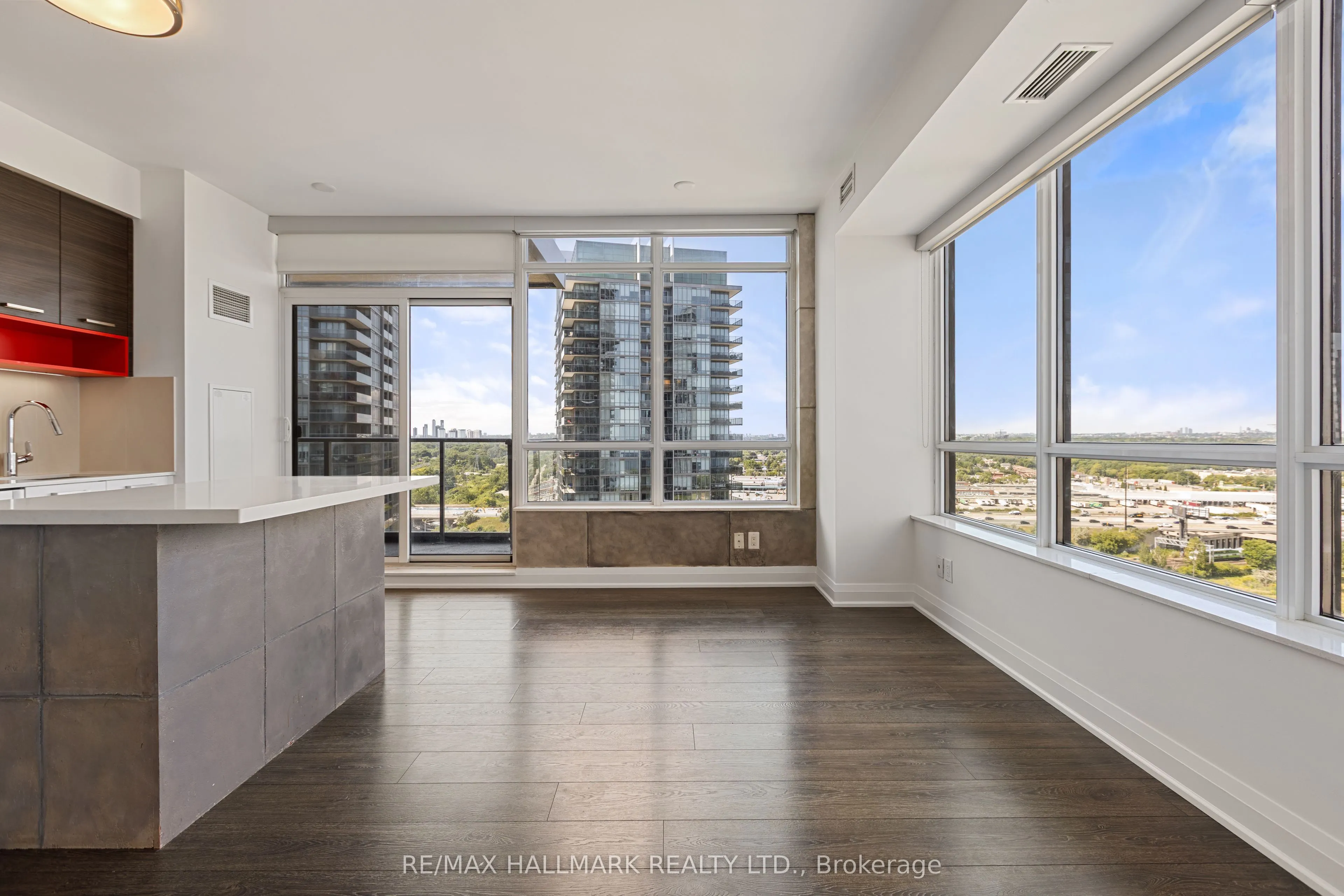 36 Park Lawn Road, #1909