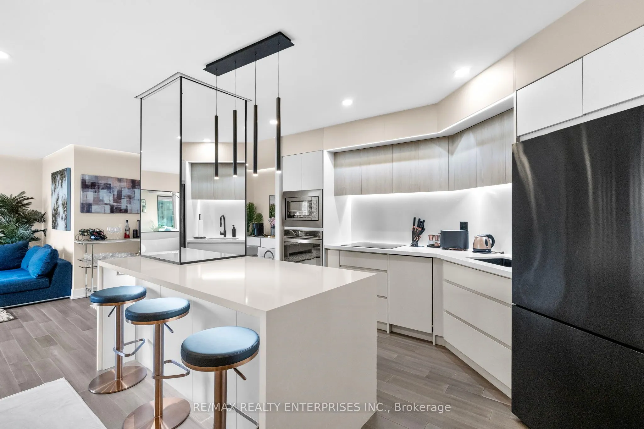 1 Palace Pier Court #1208