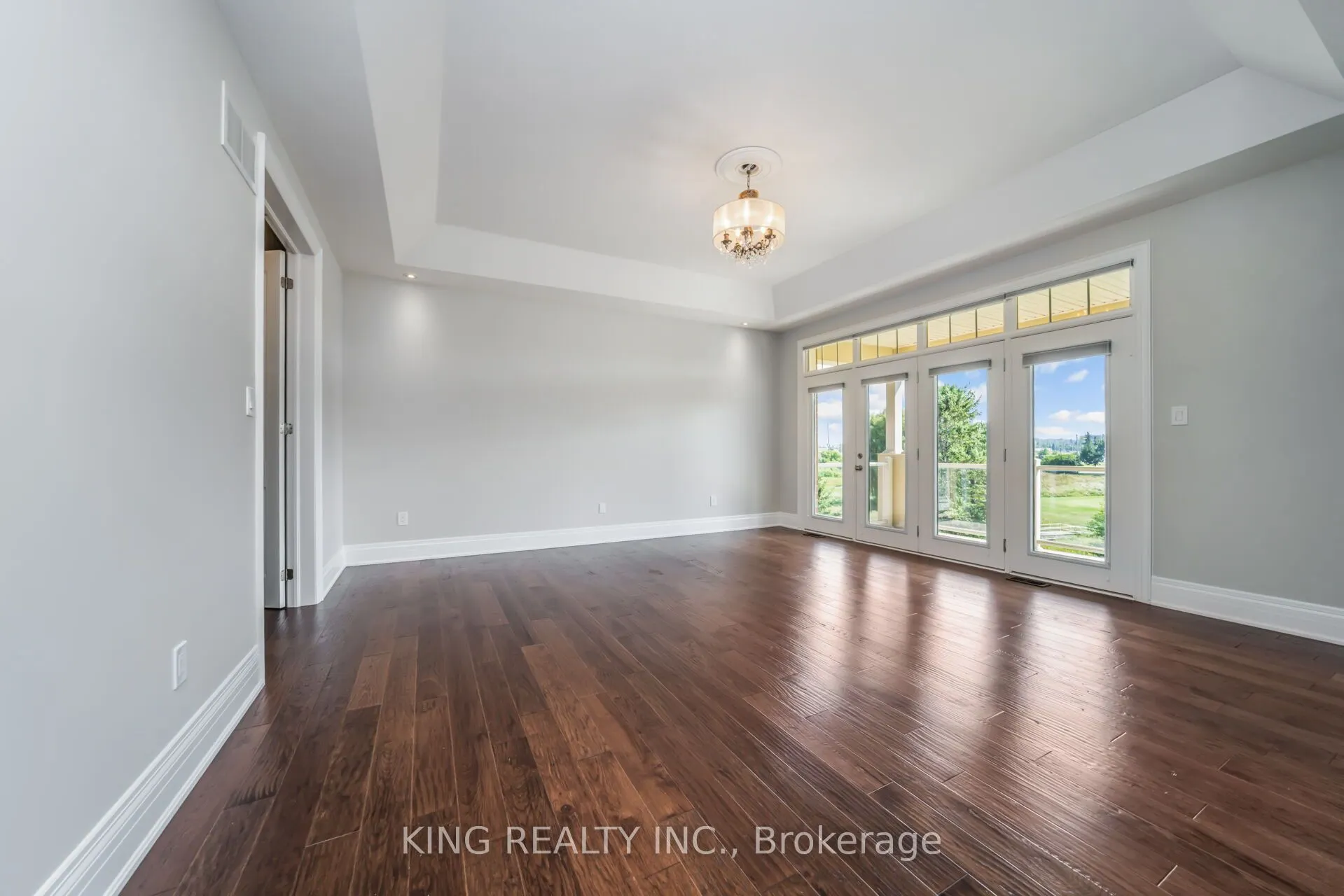 136 Coastline Drive