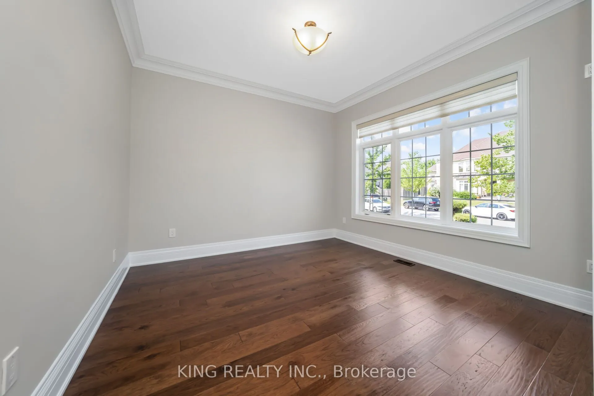 136 Coastline Drive
