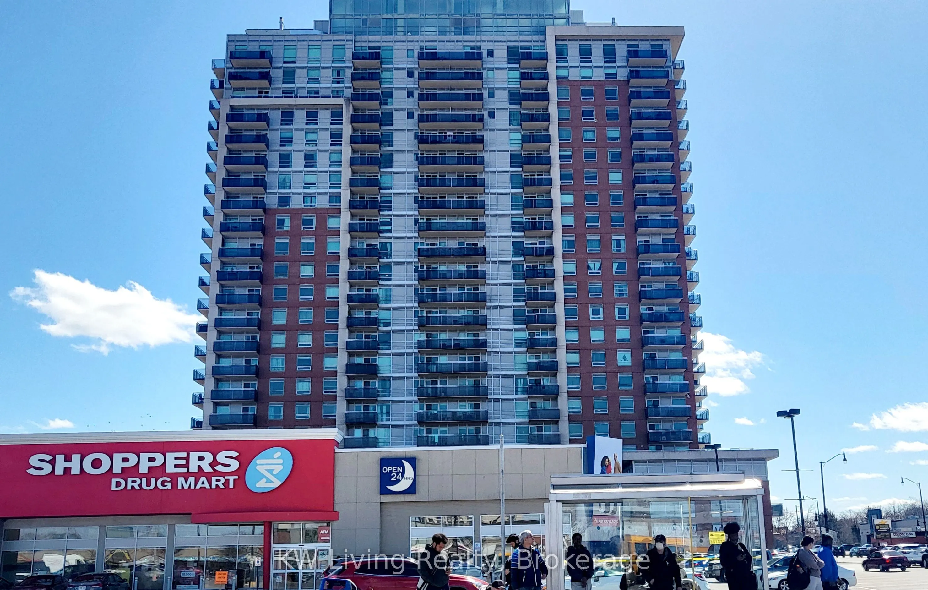 215 Queen Street E, #810