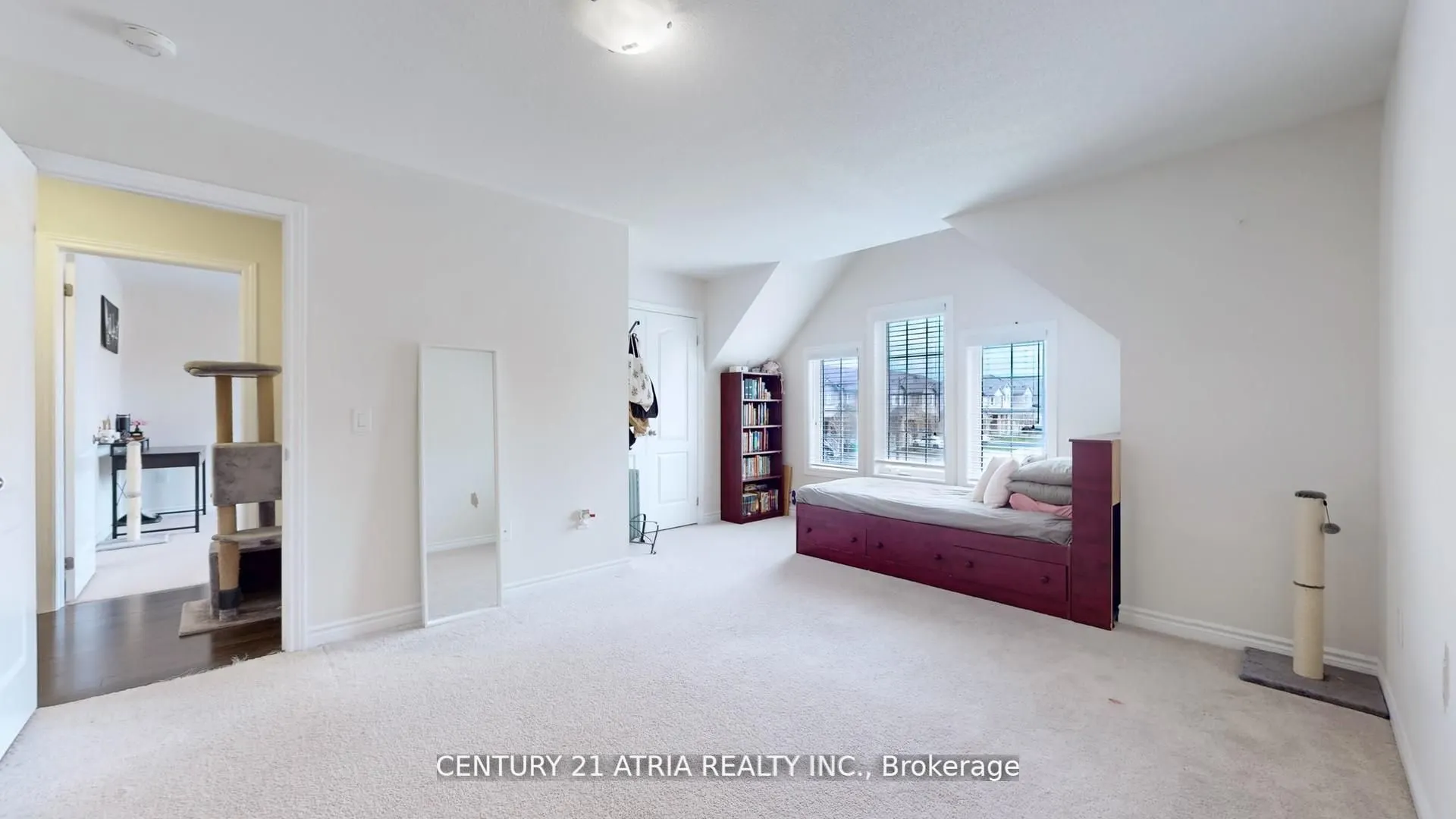 101 Bonnieglen Farm Boulevard