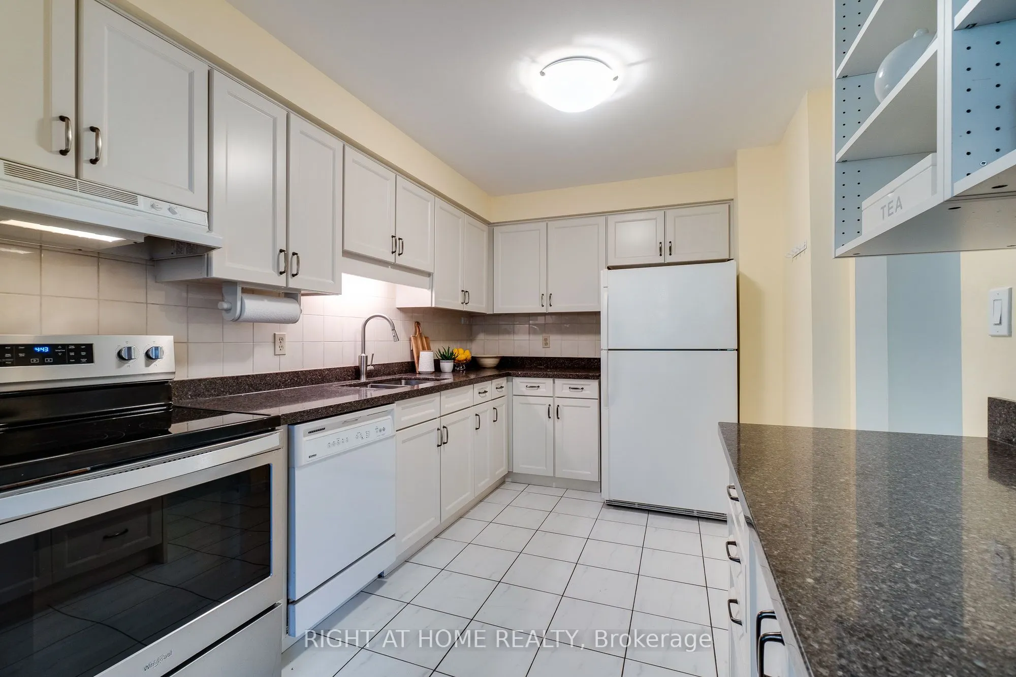 1205 Lamb's Court, #7