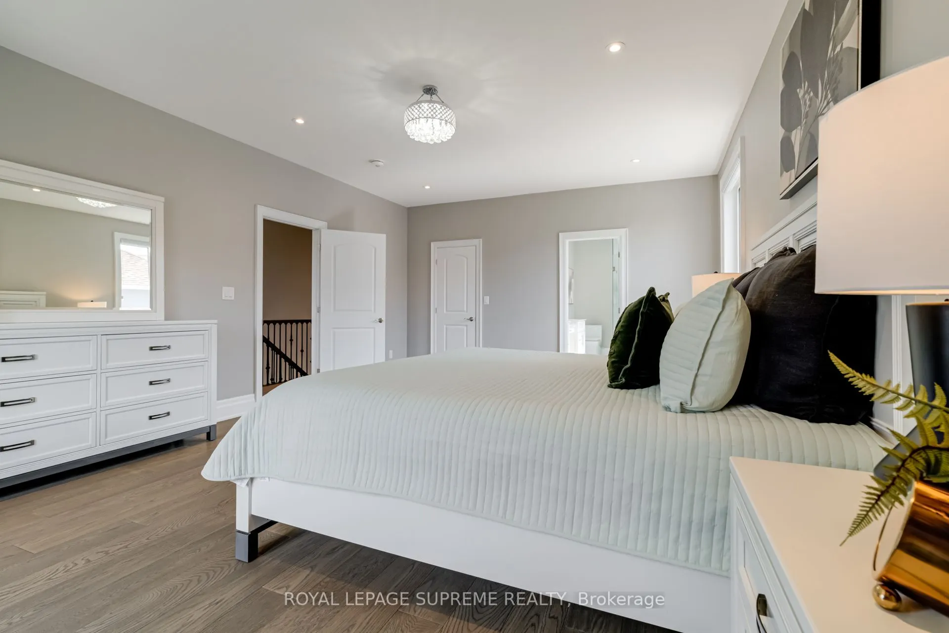 15 Parkchester Road