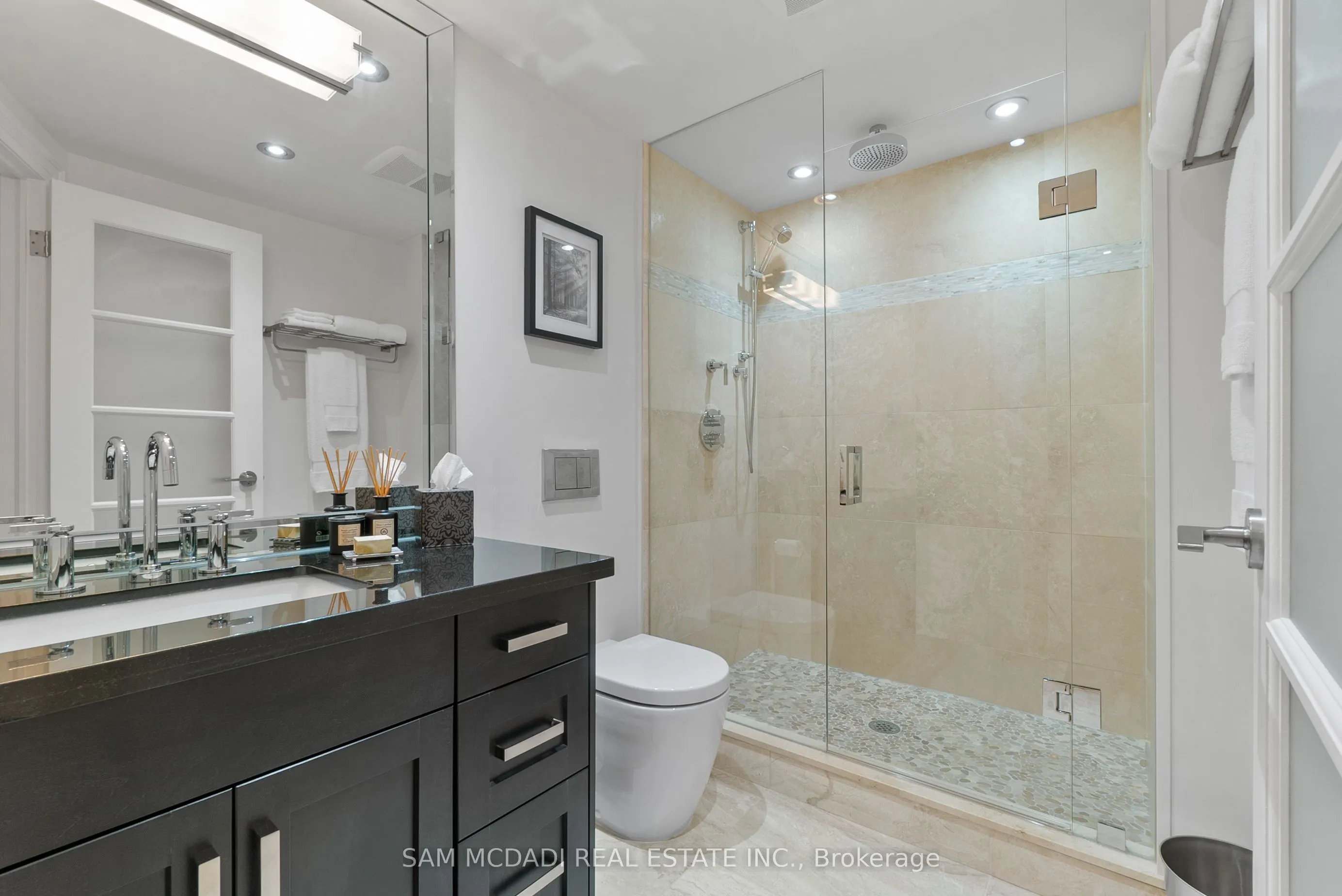2045 Lakeshore Boulevard W, #2212