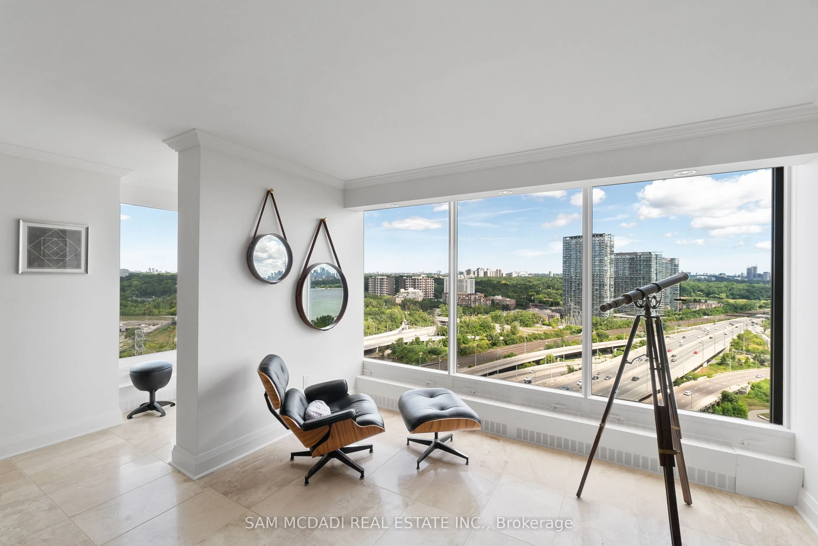 2045 Lakeshore Boulevard W, #2212