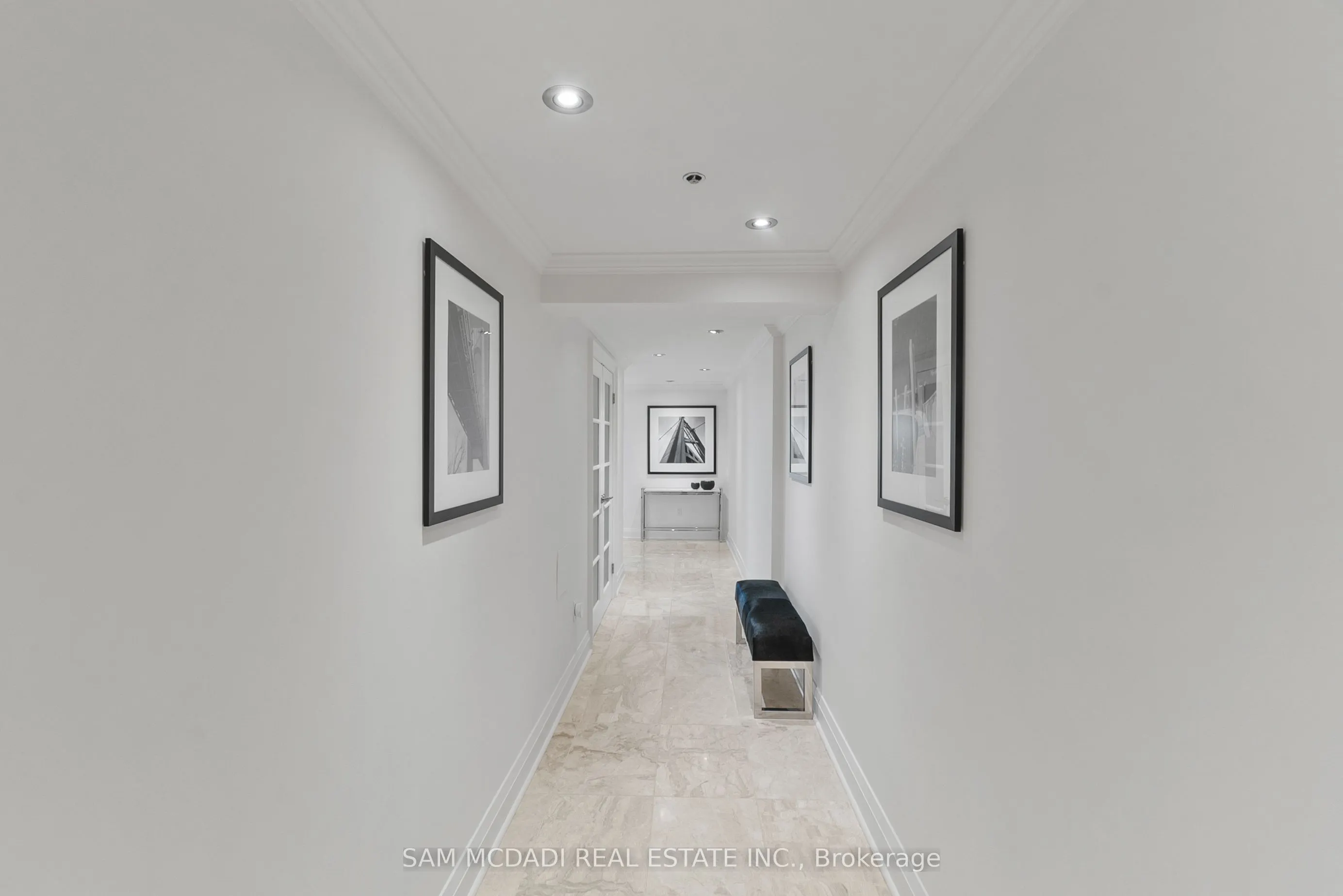 2045 Lakeshore Boulevard W, #2212