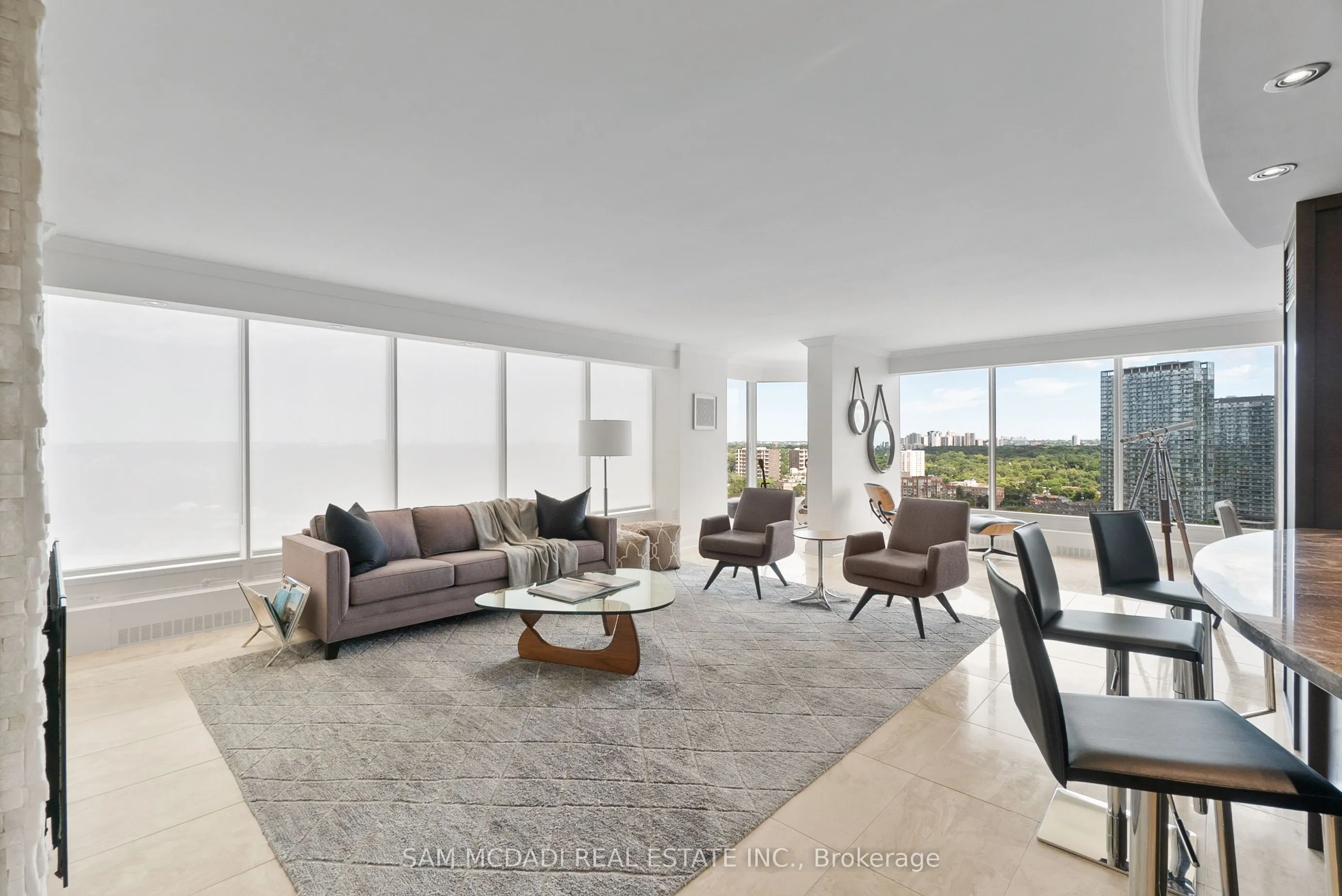 2045 Lakeshore Boulevard W, #2212