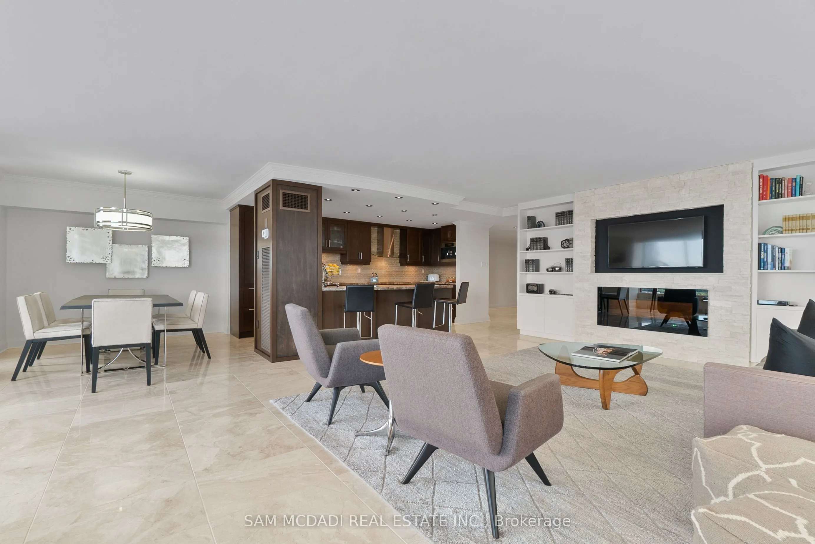 2045 Lakeshore Boulevard W, #2212