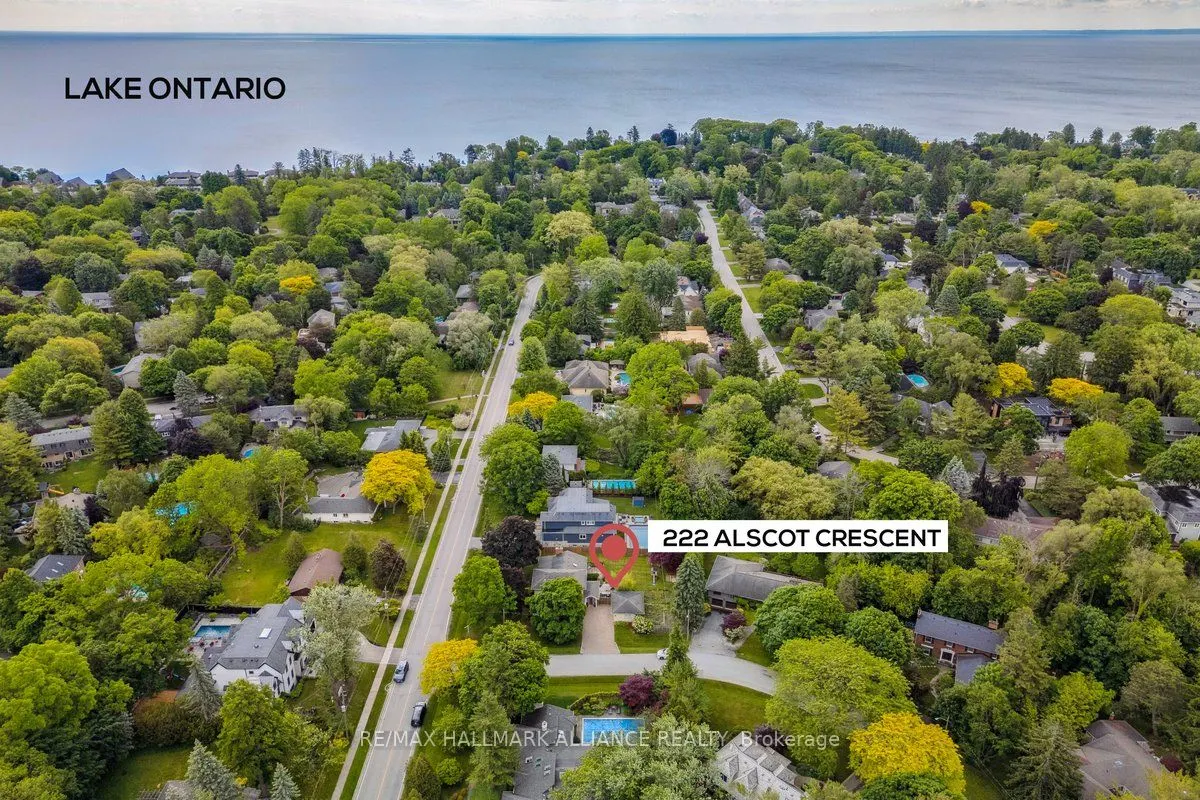 222 Alscot Crescent
