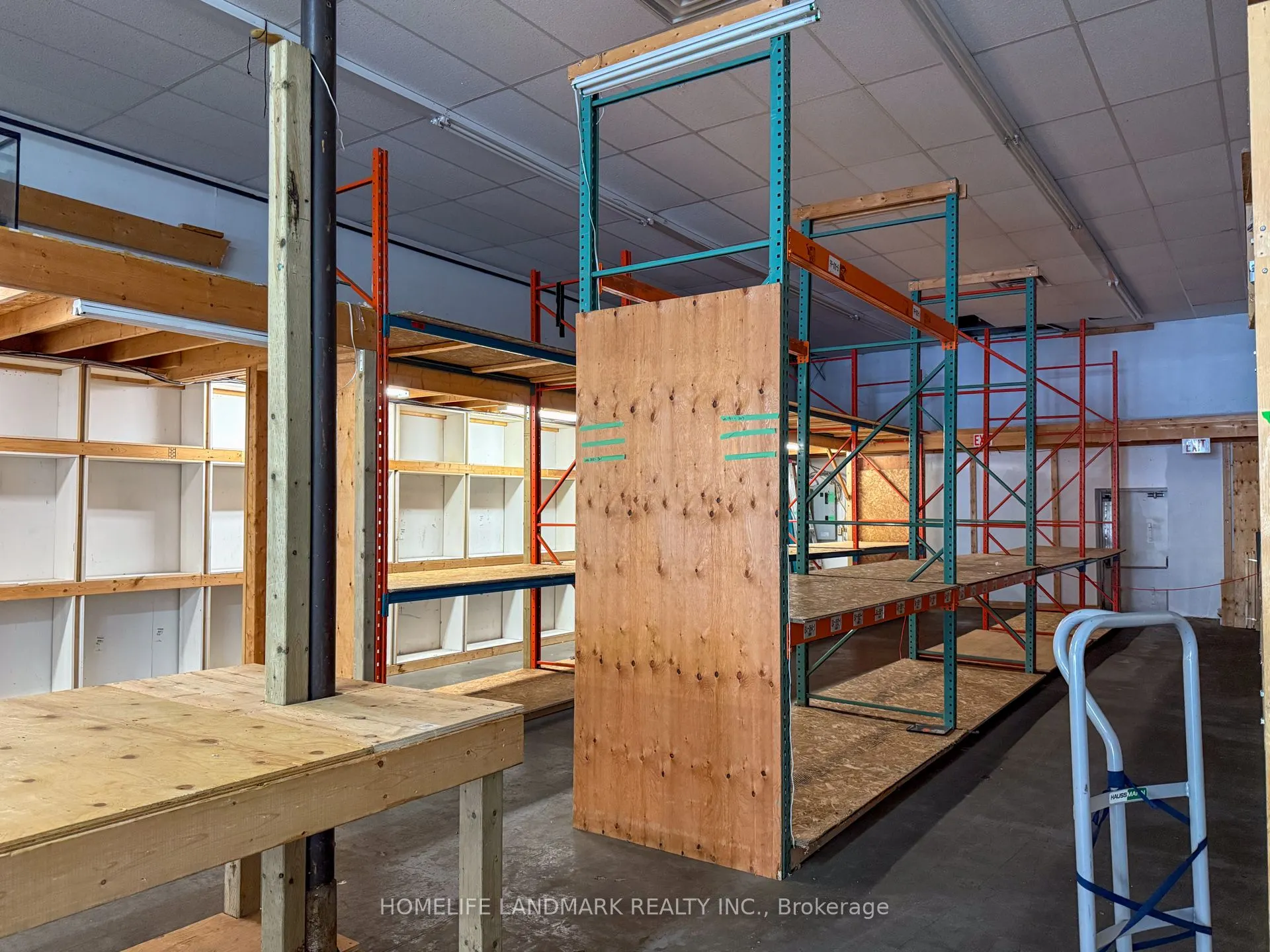 1605 Queen Street W, #5