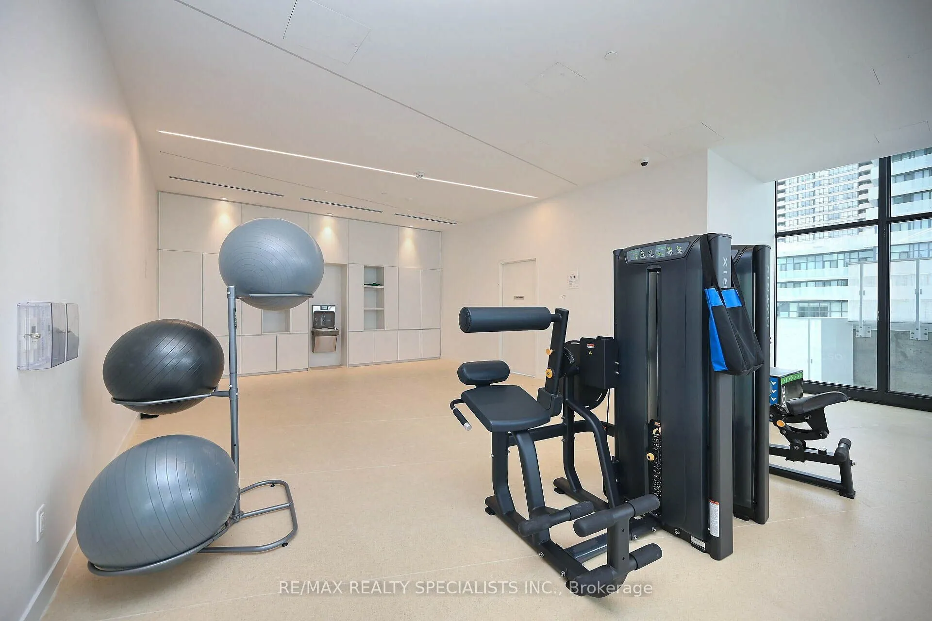 3900 Confederation Parkway, #4902