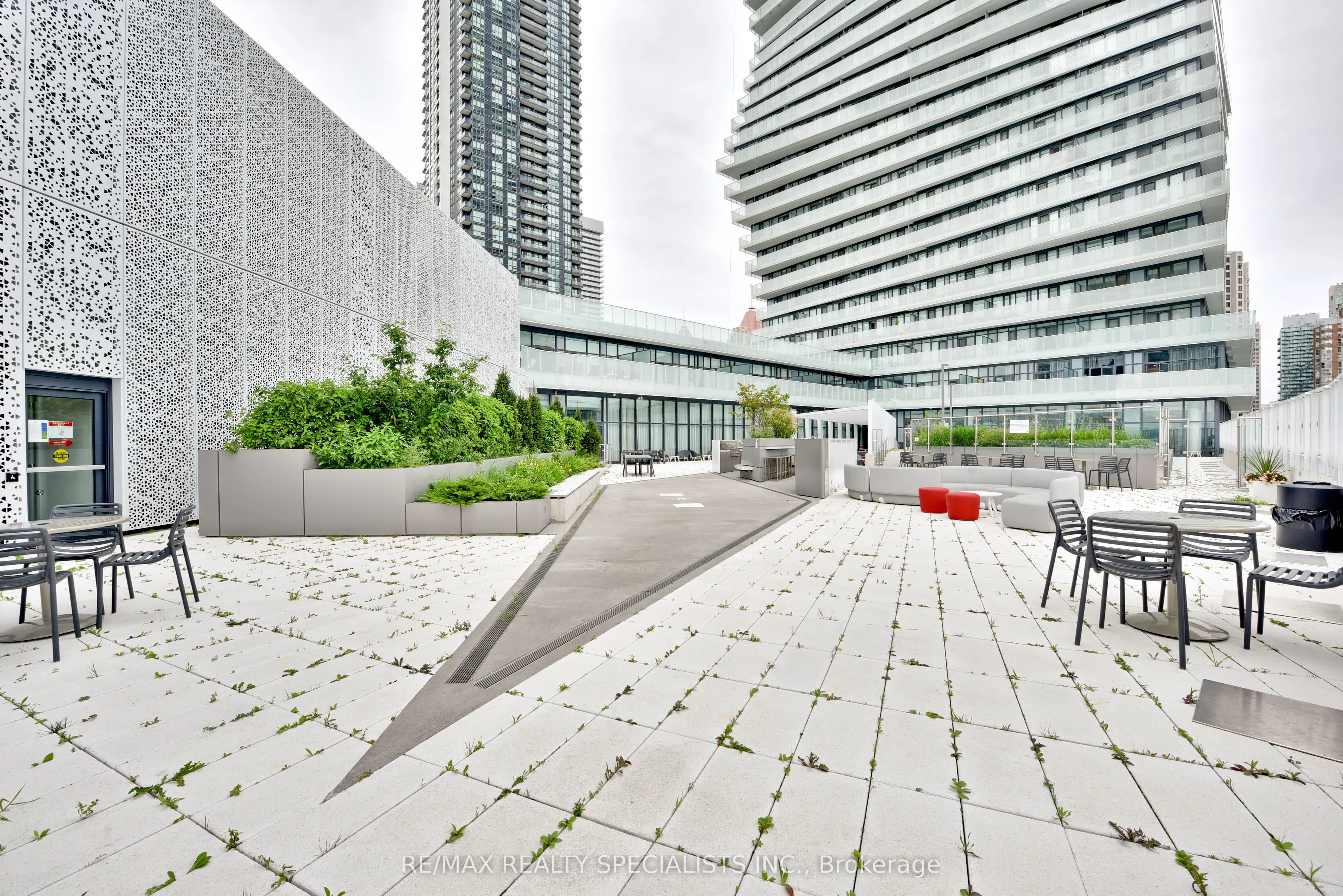 3900 Confederation Parkway, #4902