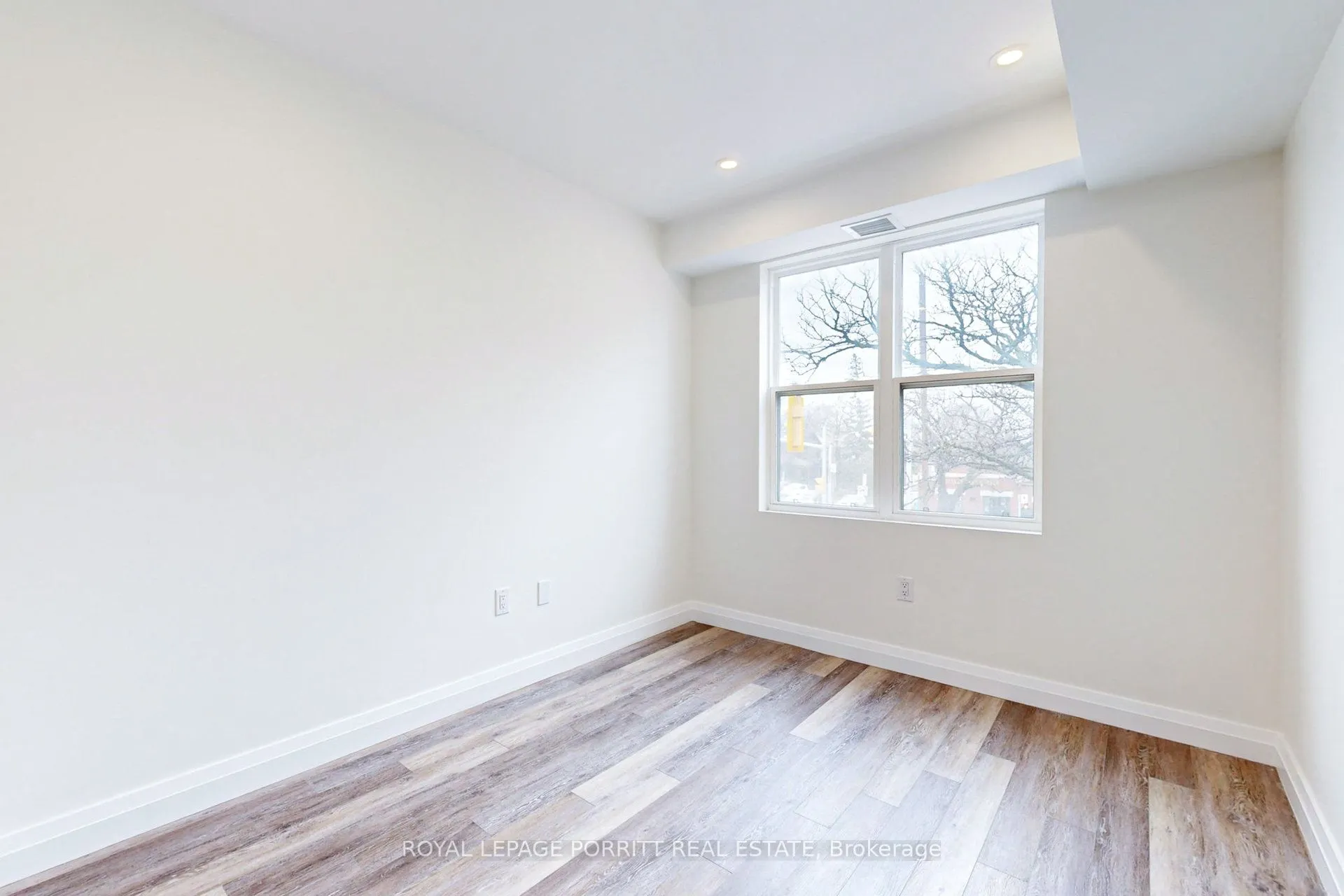 254 Armadale Avenue, ##4