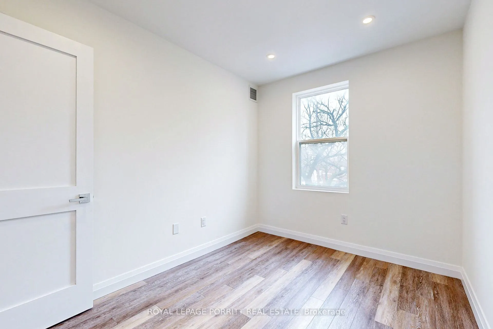 254 Armadale Avenue, ##4