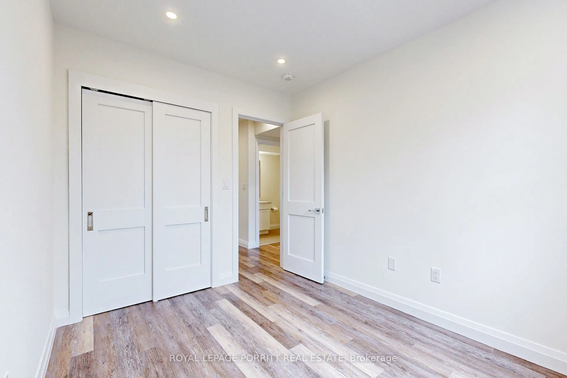 254 Armadale Avenue, ##4
