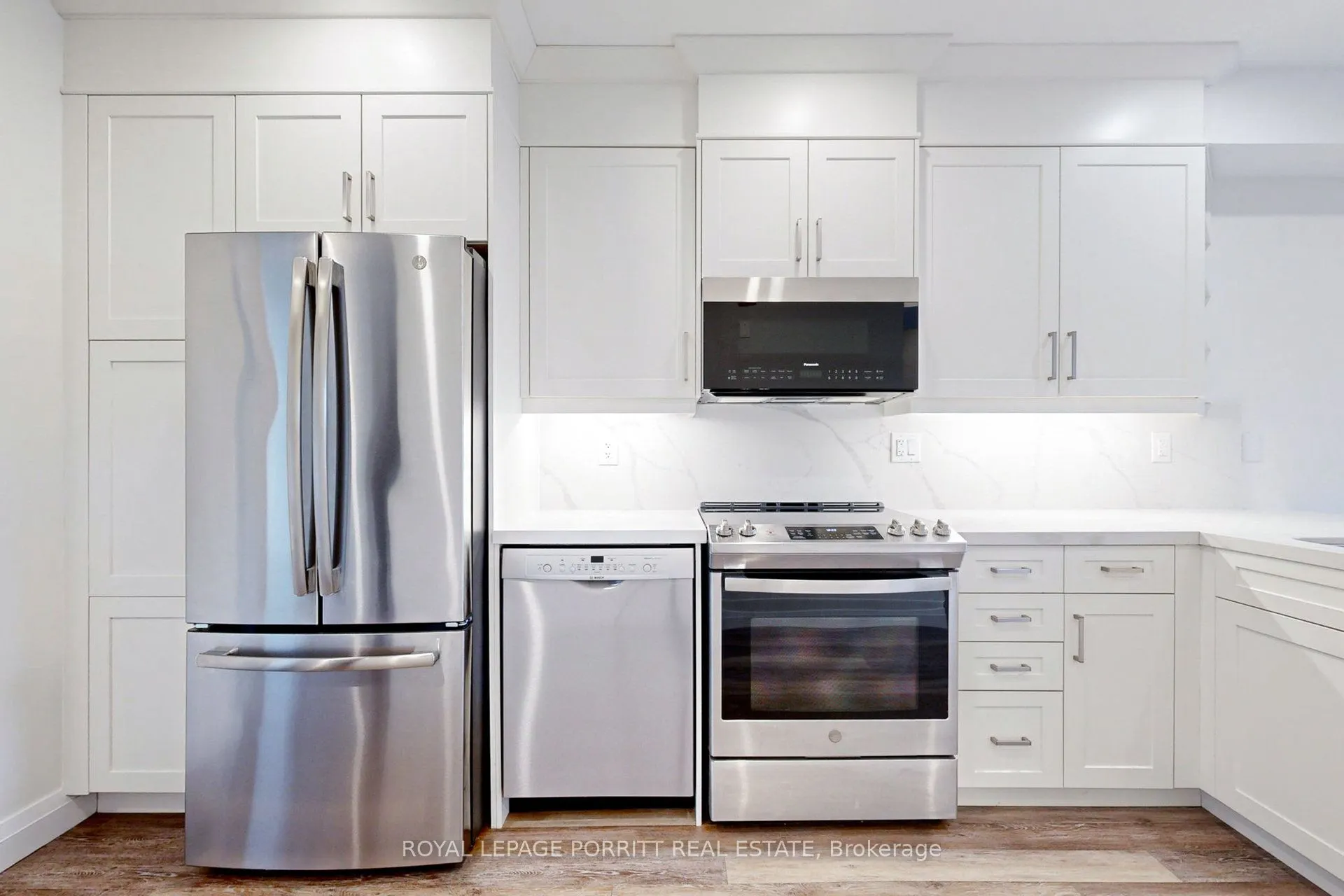 254 Armadale Avenue, ##4
