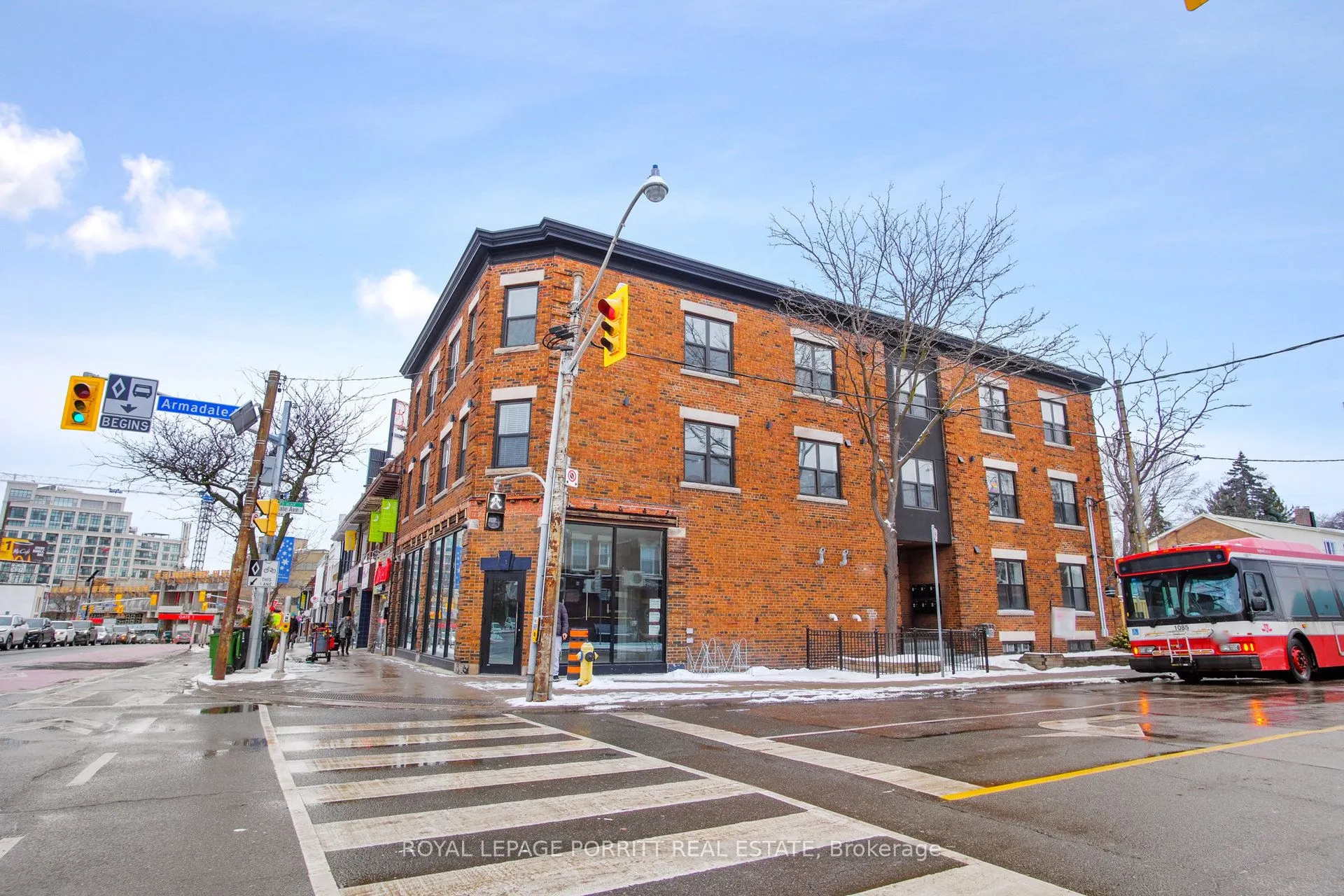 254 Armadale Avenue, ##4