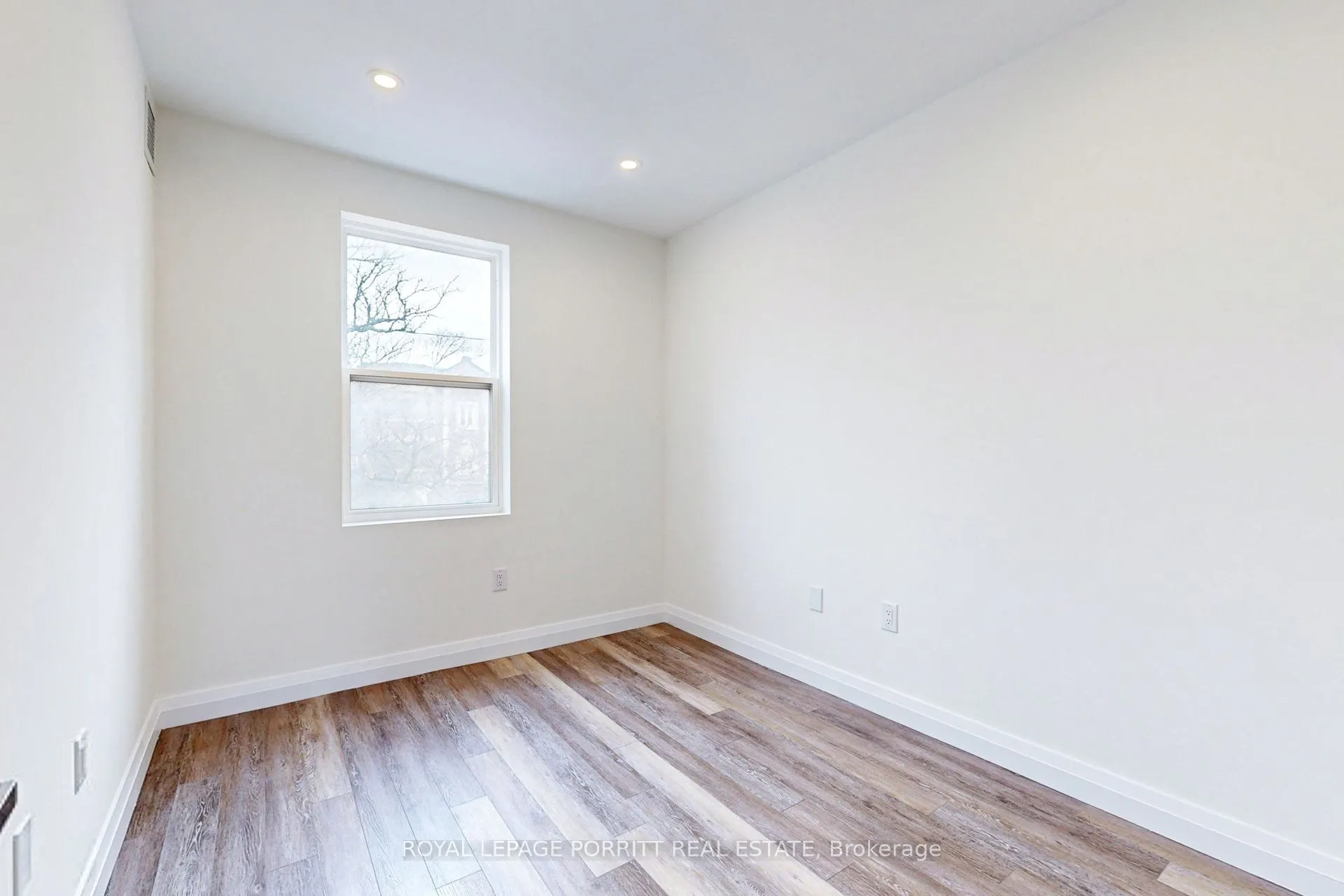 254 Armadale Avenue, ##4