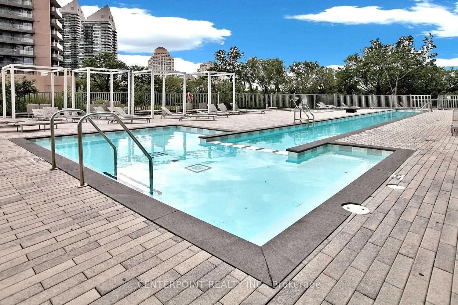 88 Park Lawn Road, #801
