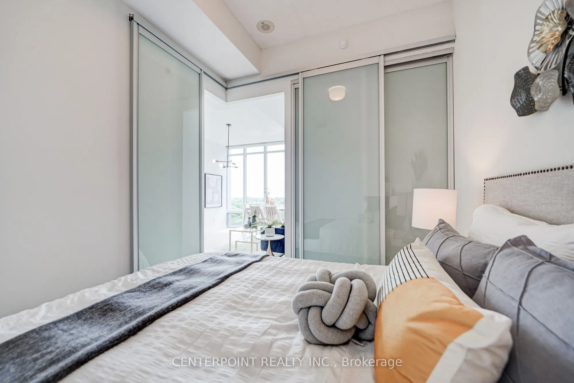 88 Park Lawn Road, #801