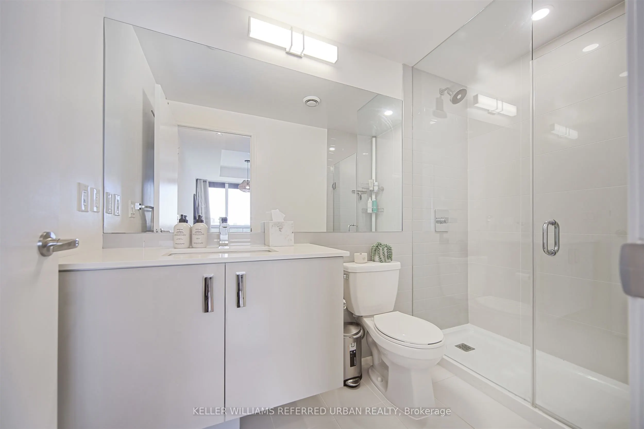 26 Gibbs Road, #1029