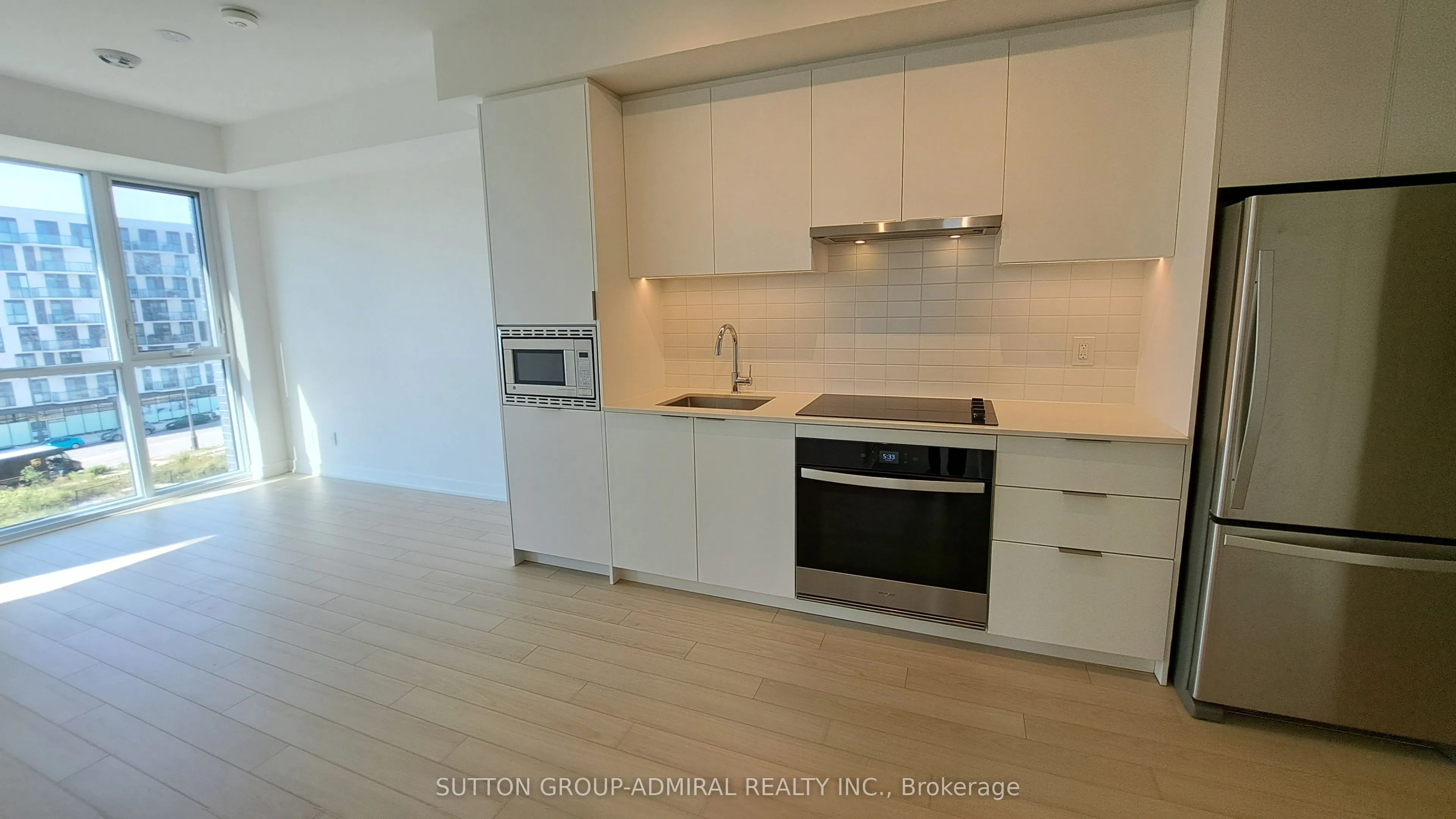 3079 Trafalgar Road, #504
