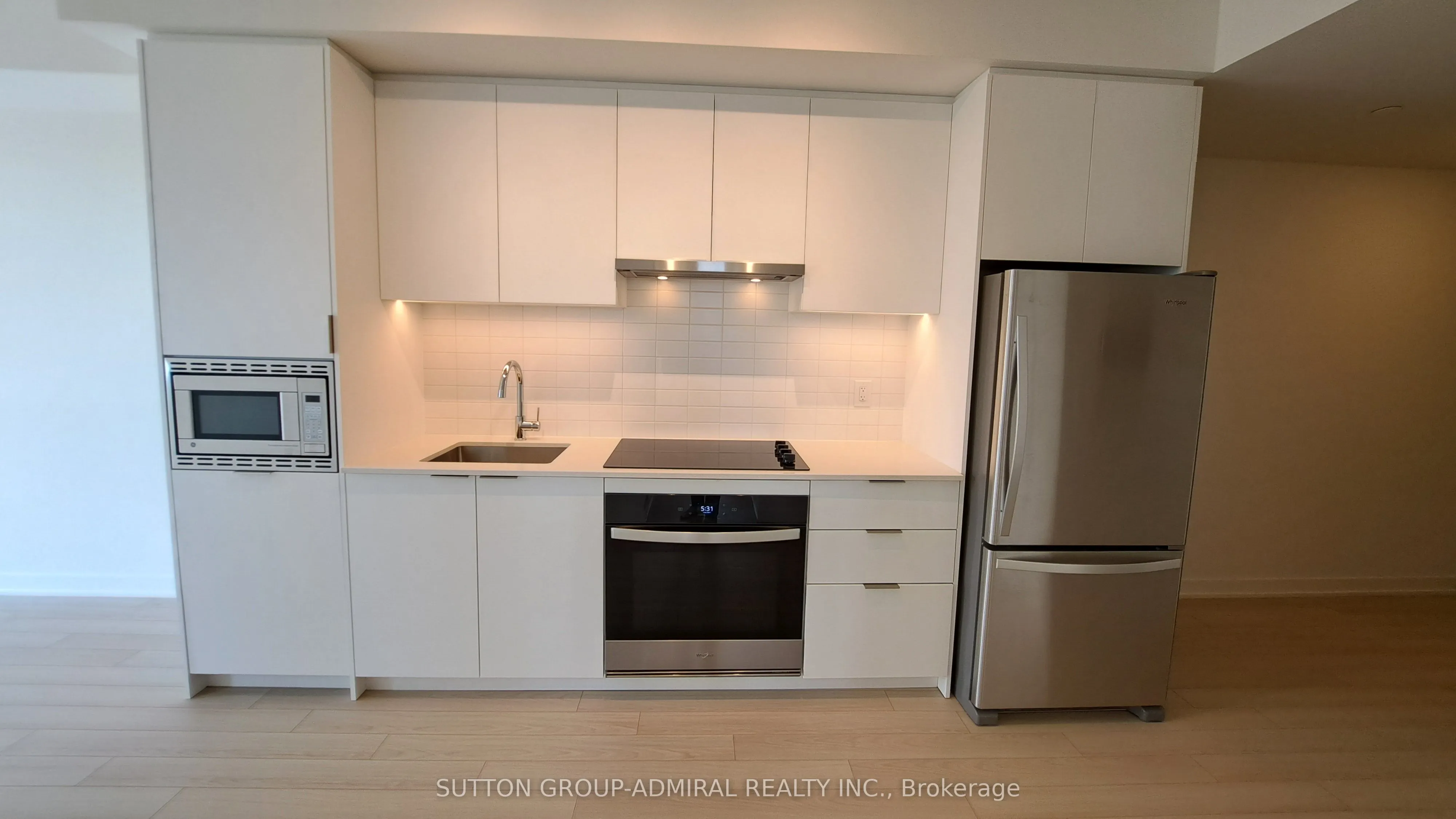 3079 Trafalgar Road, #504
