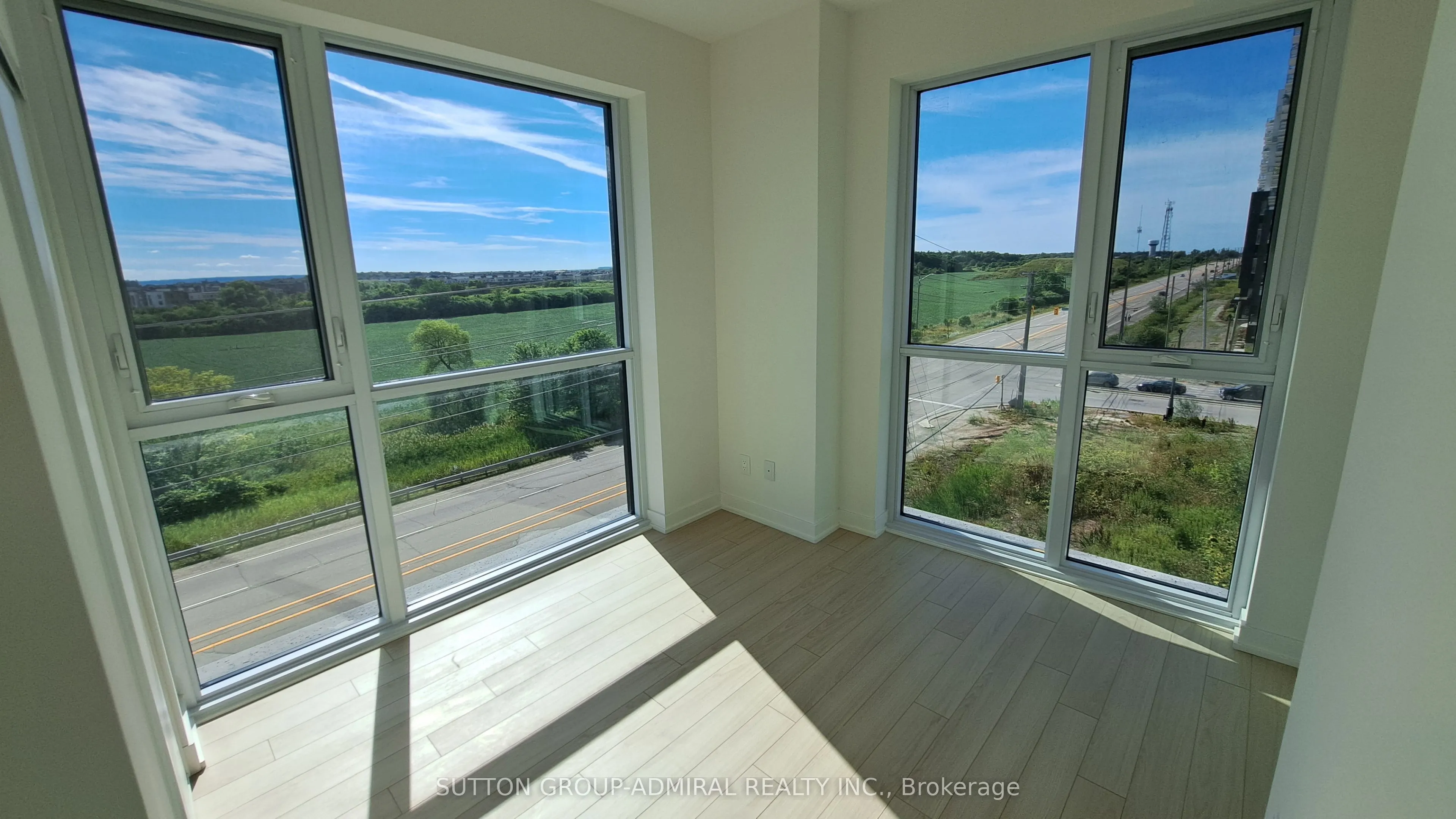 3079 Trafalgar Road, #504