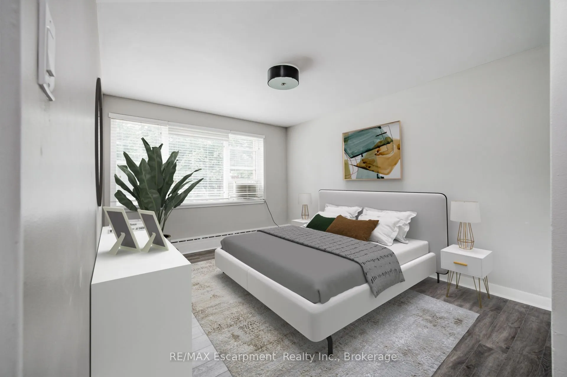 2052 Courtland Drive, #202