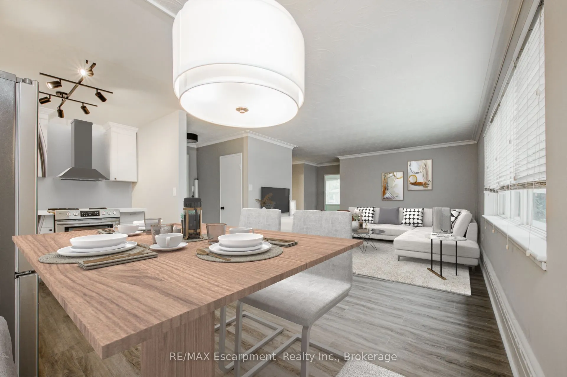 2052 Courtland Drive, #202