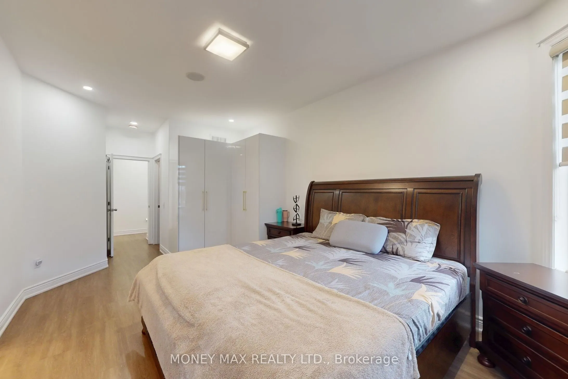 4 Pasadena Avenue