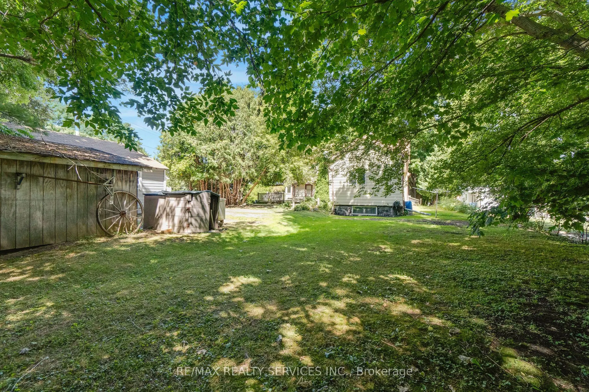 2 Parsons Avenue