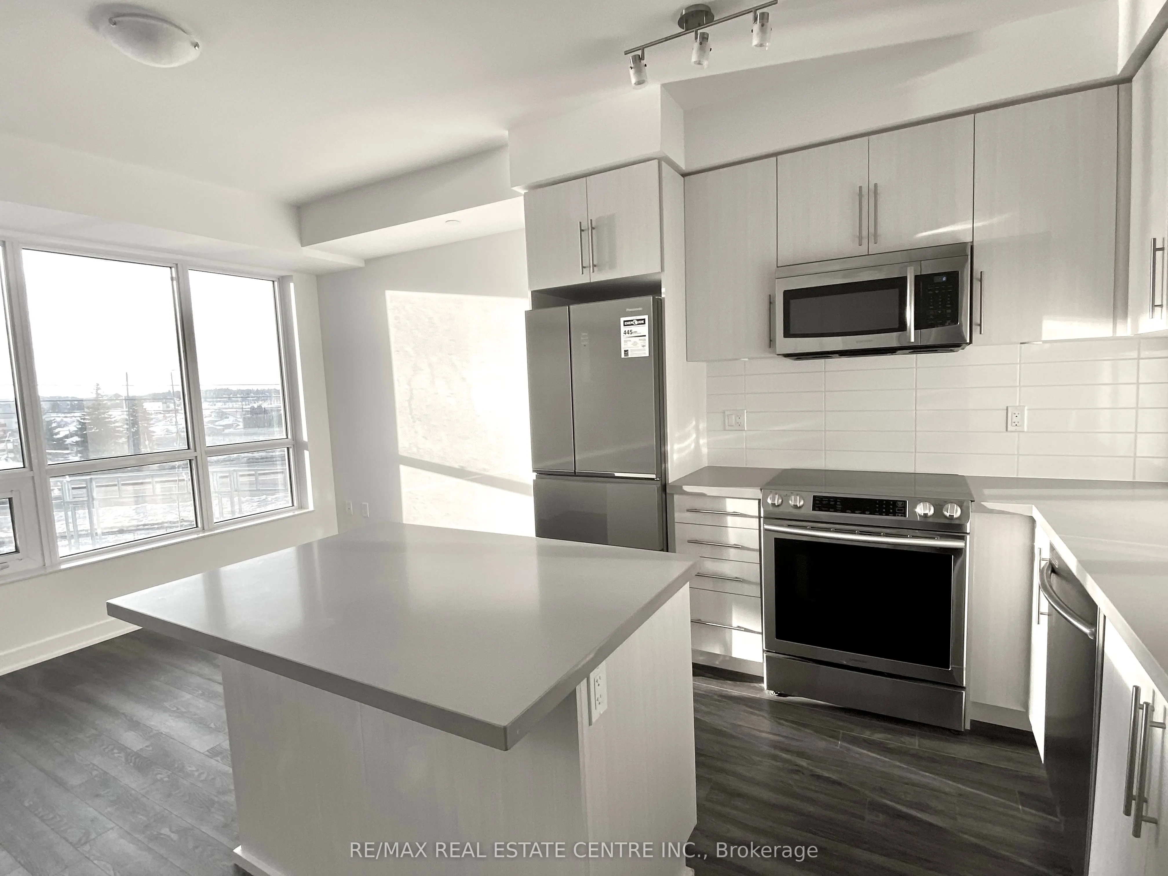 4699 Glen Erin Drive, #208