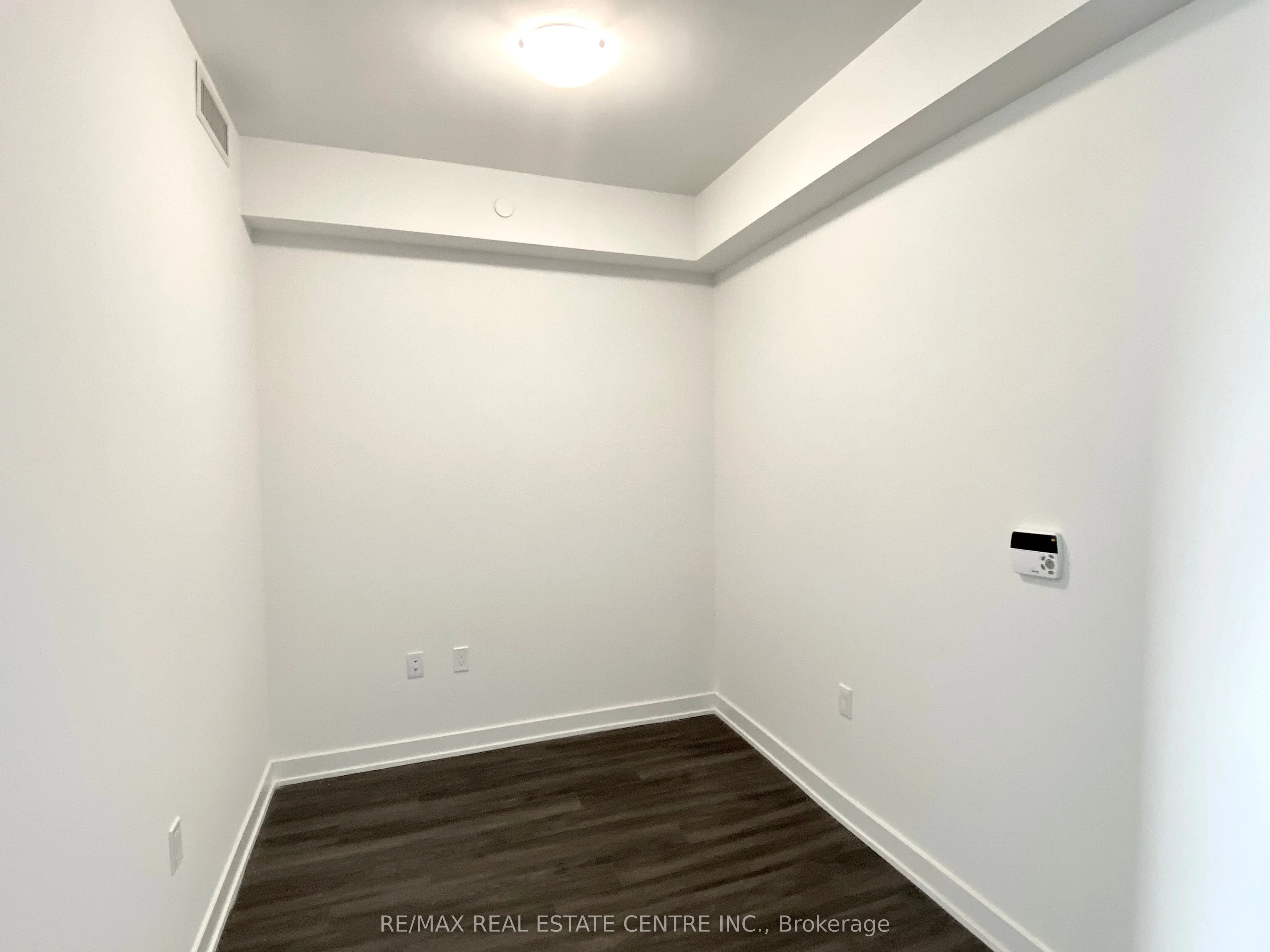4699 Glen Erin Drive, #208