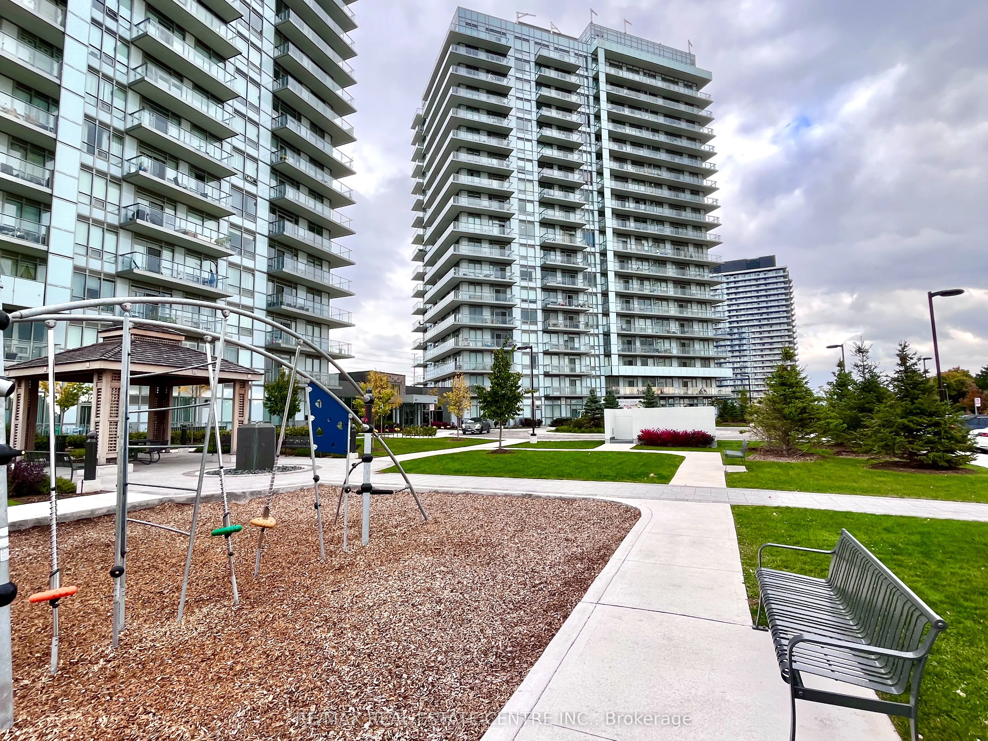 4699 Glen Erin Drive, #208