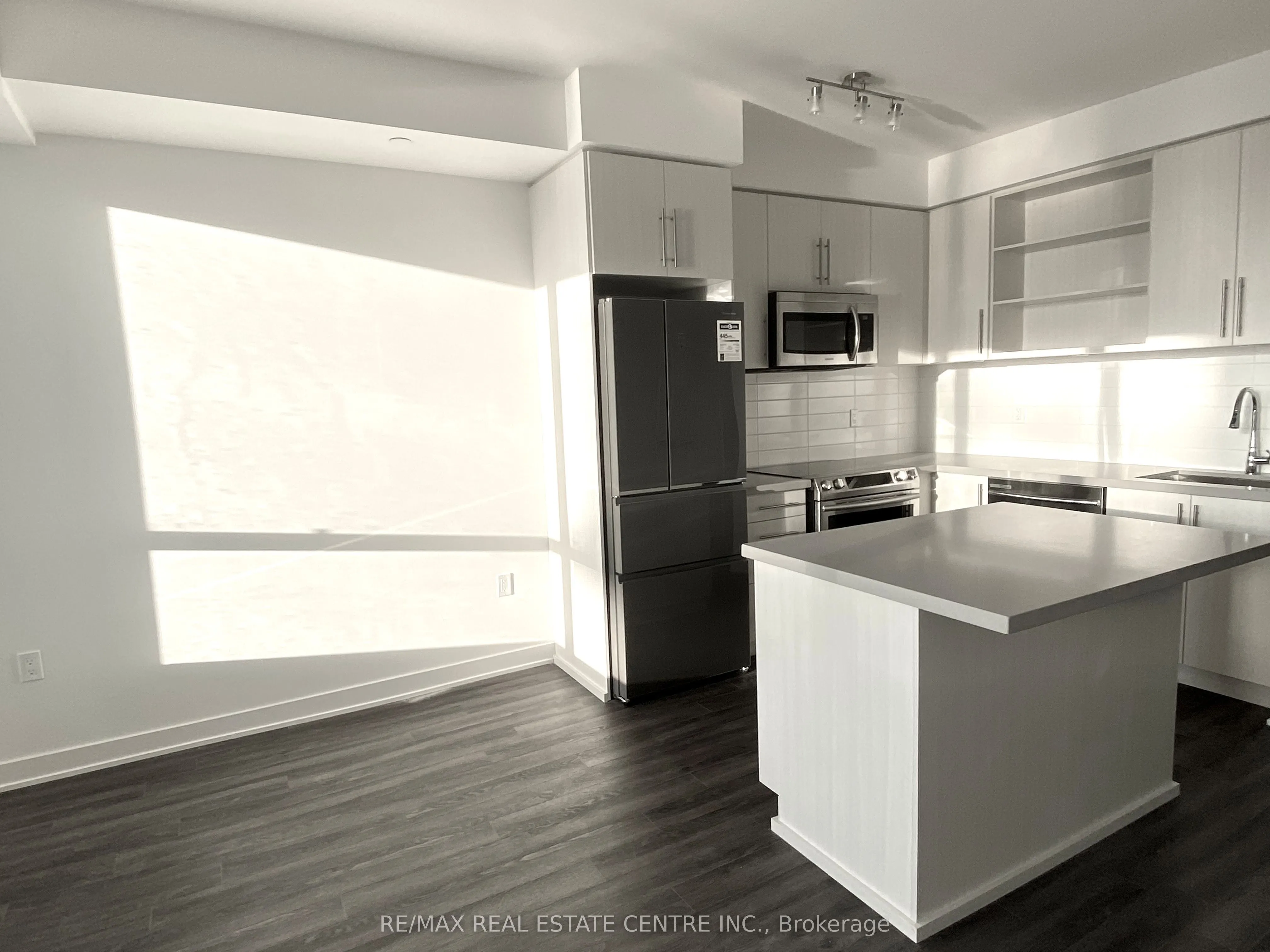 4699 Glen Erin Drive, #208