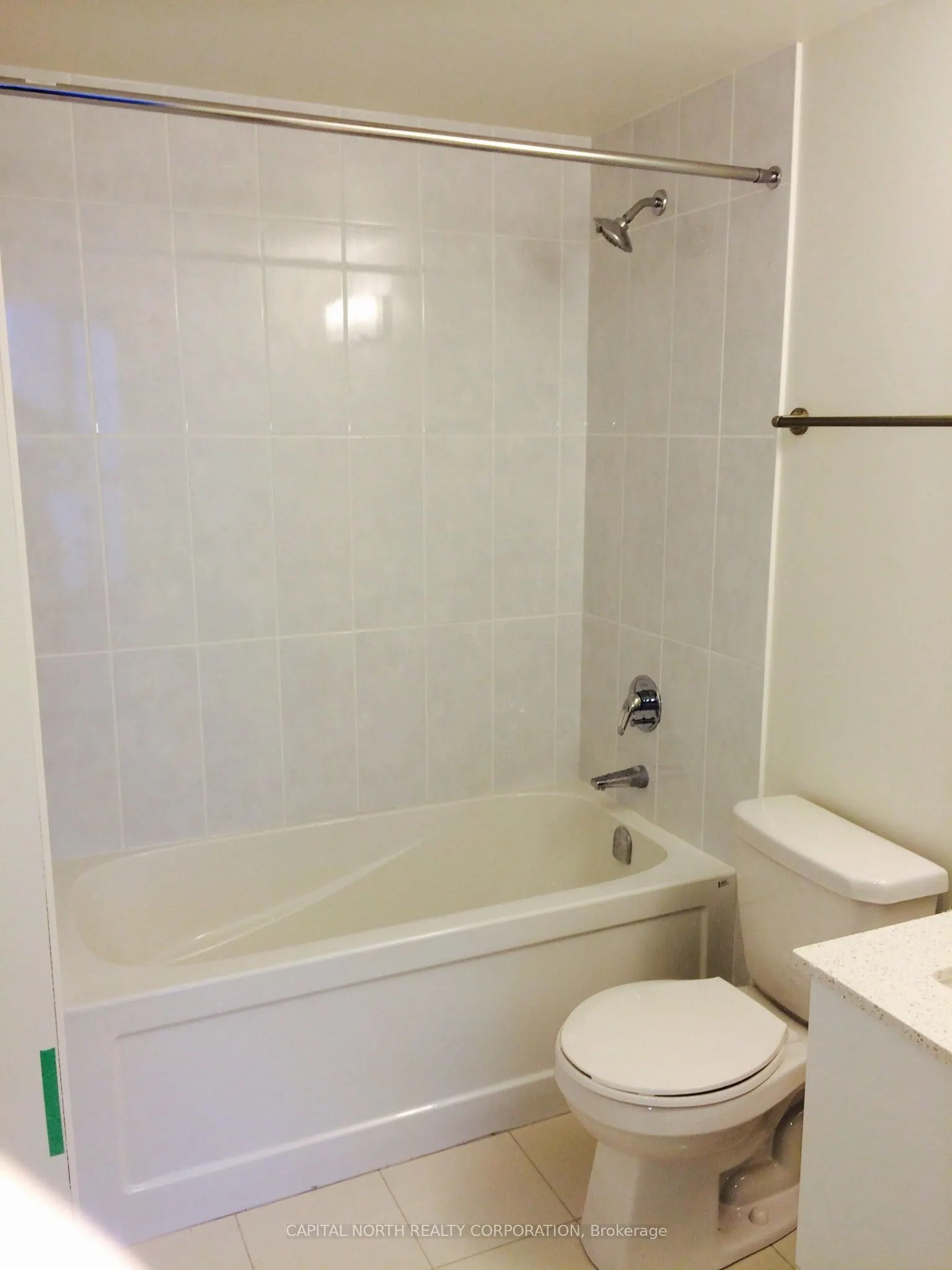75 Eglinton Avenue W, #1903