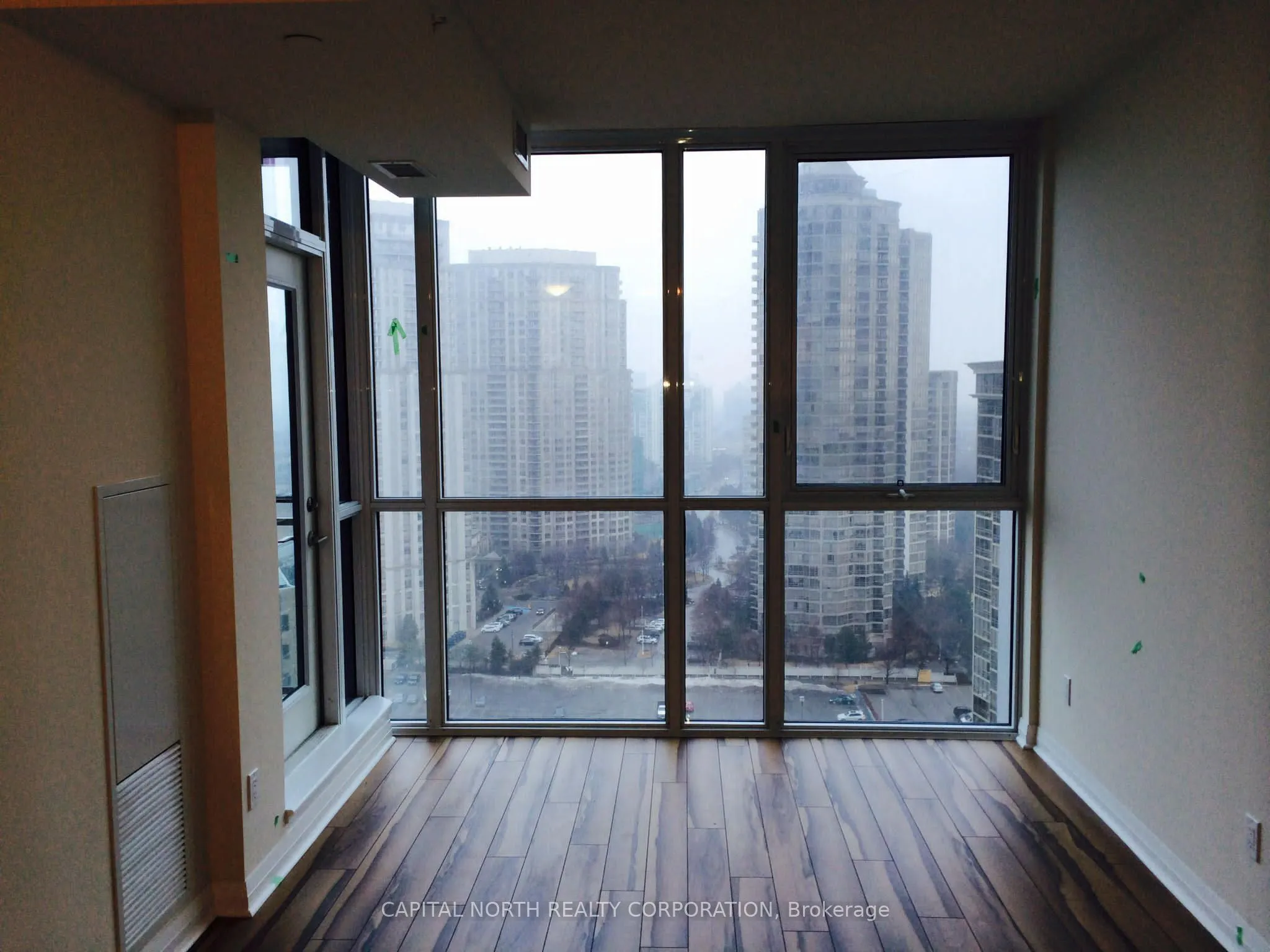 75 Eglinton Avenue W, #1903