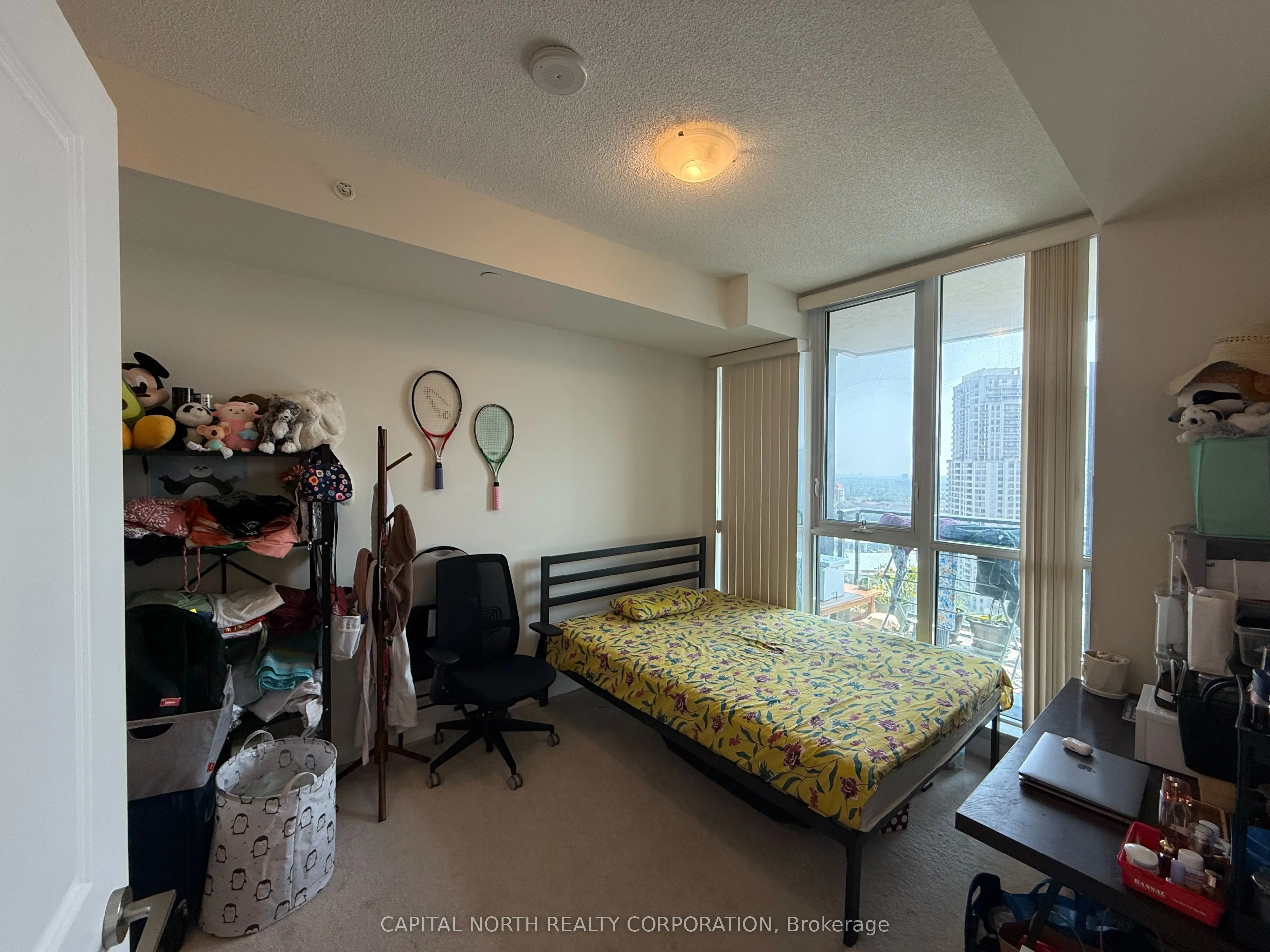 75 Eglinton Avenue W, #1903