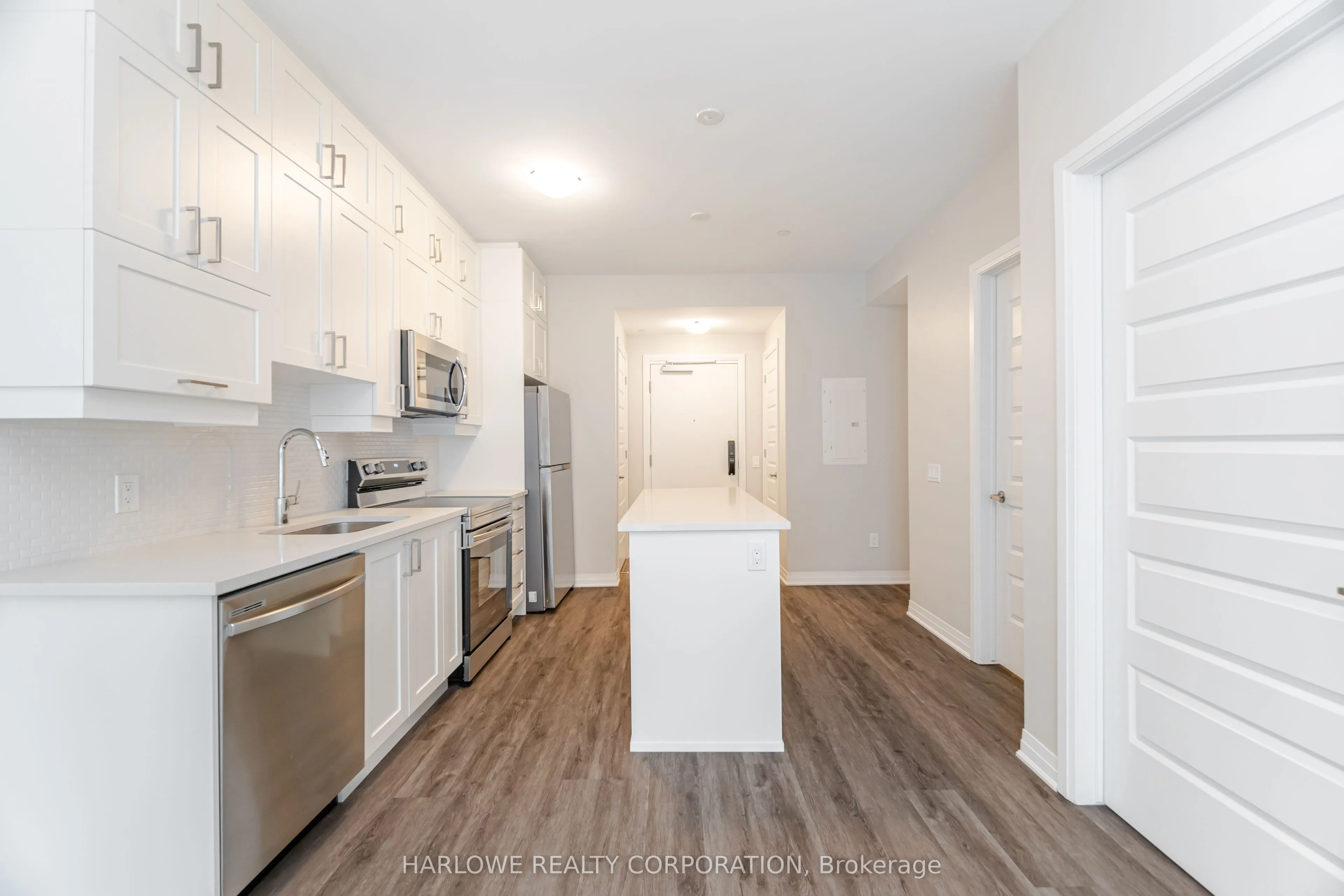 470 Gordon Krantz Avenue, #303